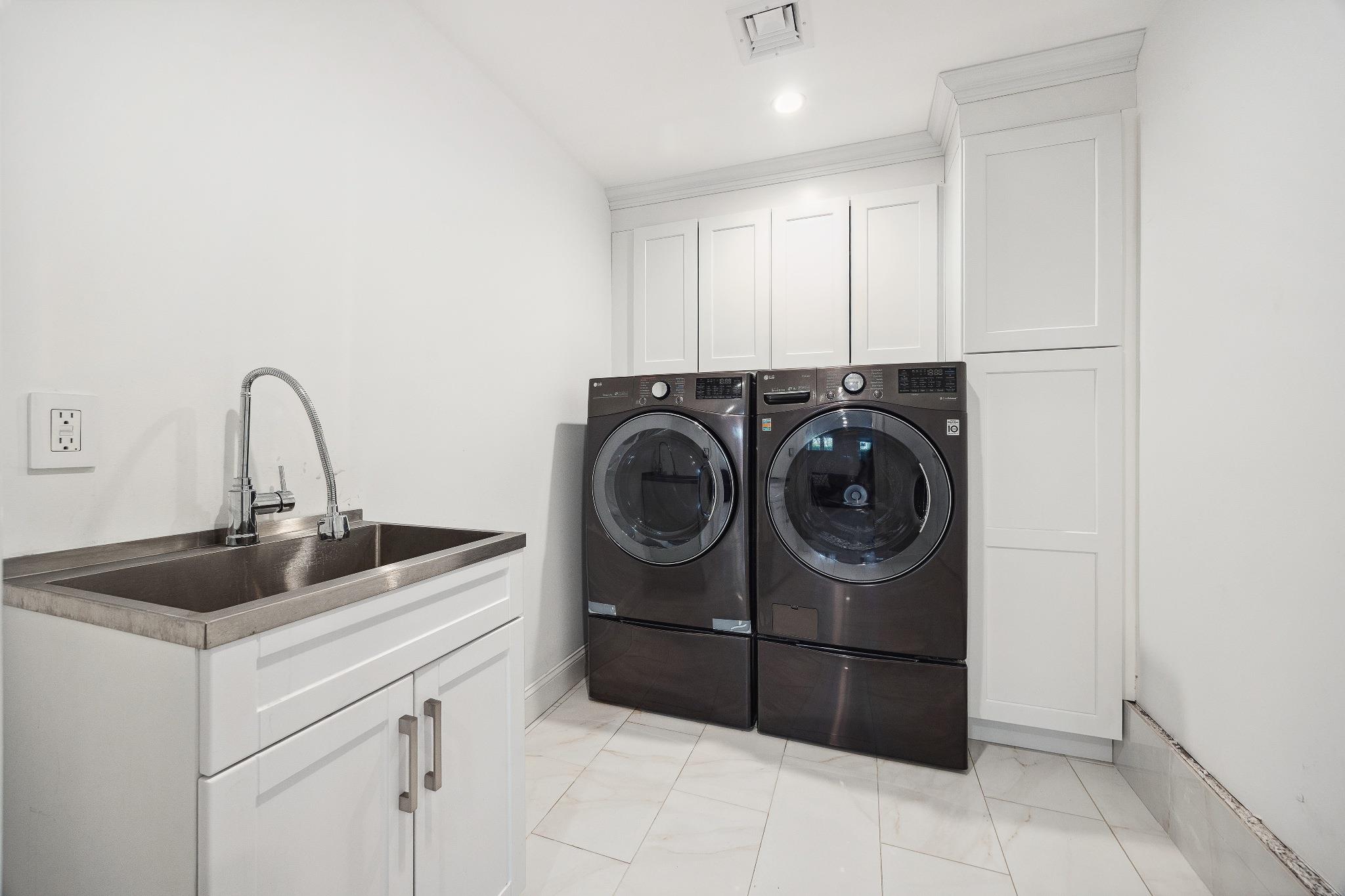 4 SE Lucille Lane, Dix Hills, New York image 35