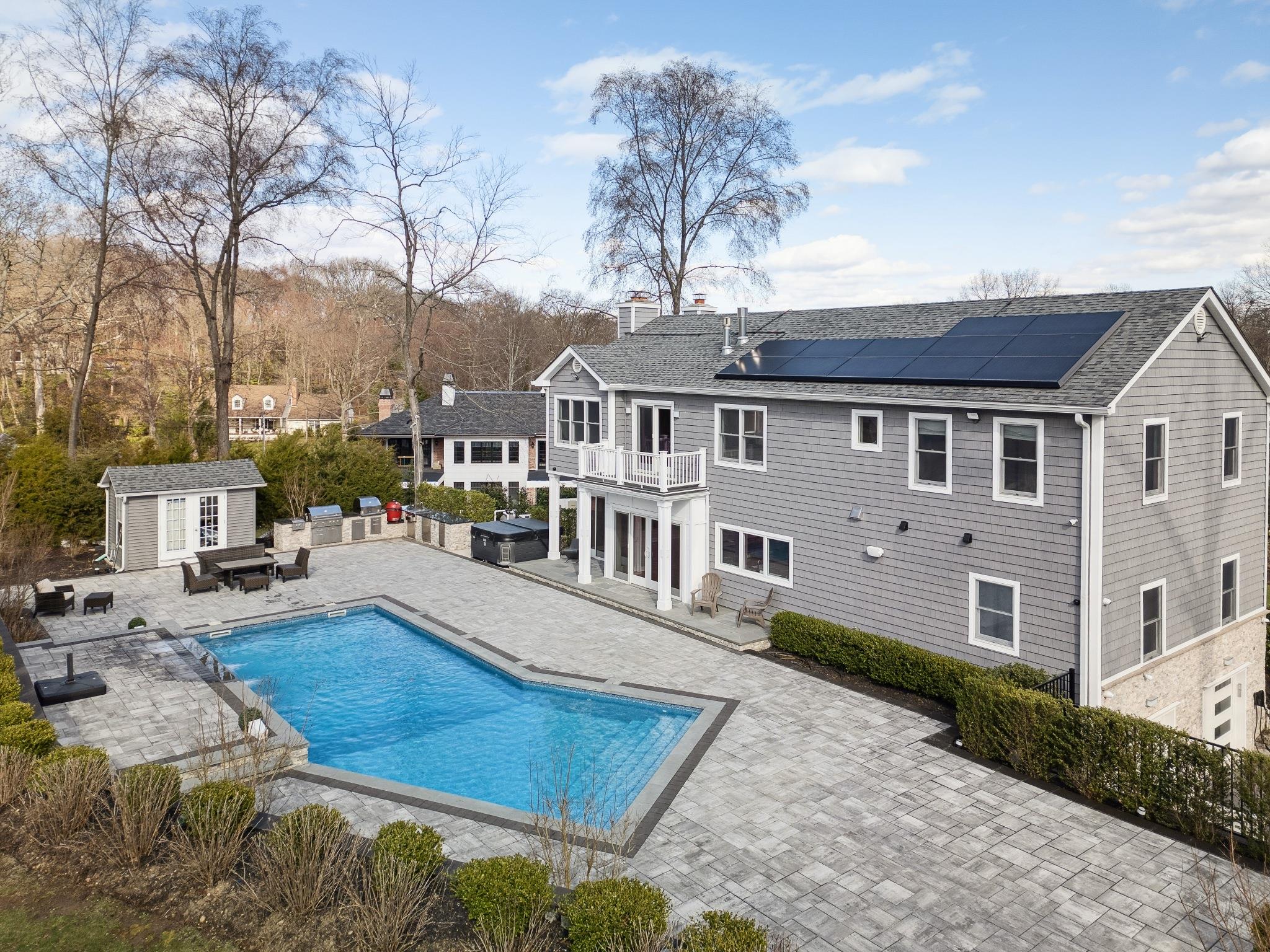 4 SE Lucille Lane, Dix Hills, New York image 48