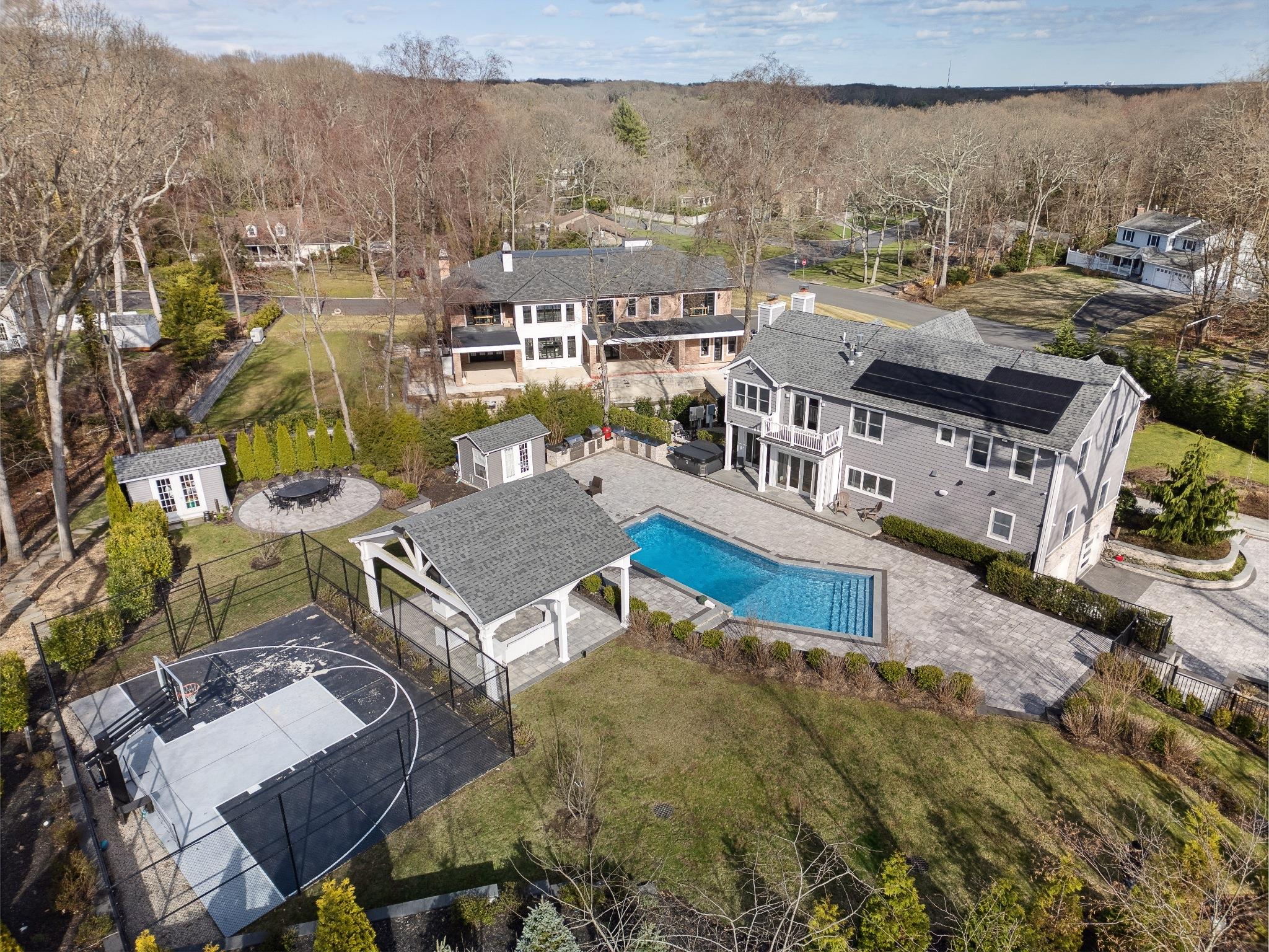 4 SE Lucille Lane, Dix Hills, New York image 49