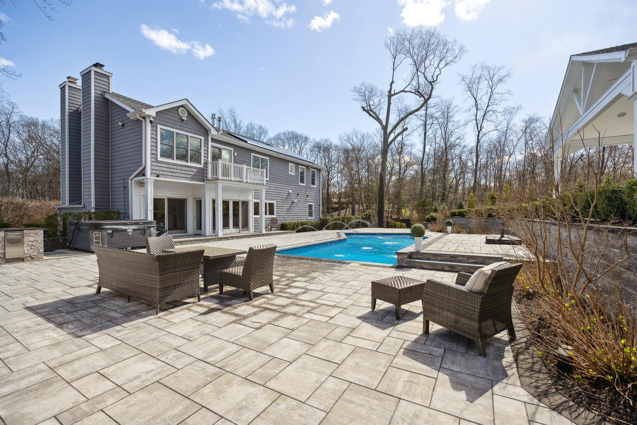 4 SE Lucille Lane, Dix Hills, New York image 41