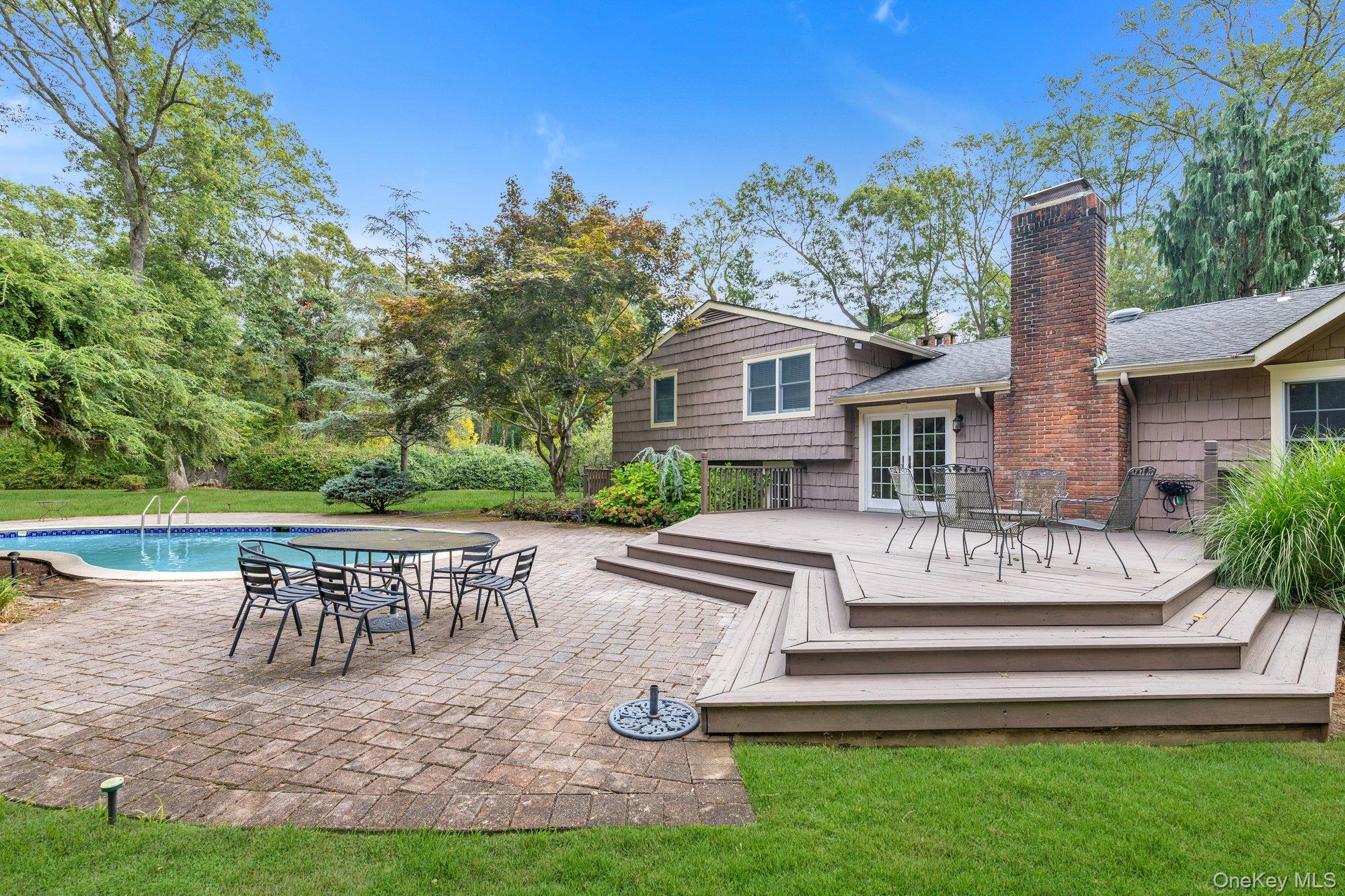 11 Quaker Ridge Drive