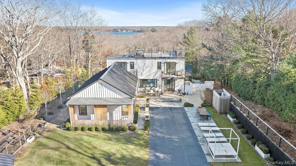 Photo of 33 Oyster Pond Lane, East Hampton, NY 11937 (MLS # 944422)
