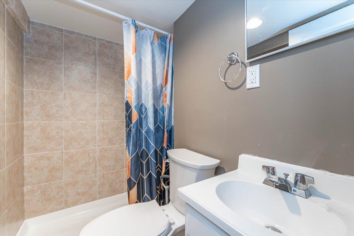 209 Seagirt Avenue, Far Rockaway, New York image 11