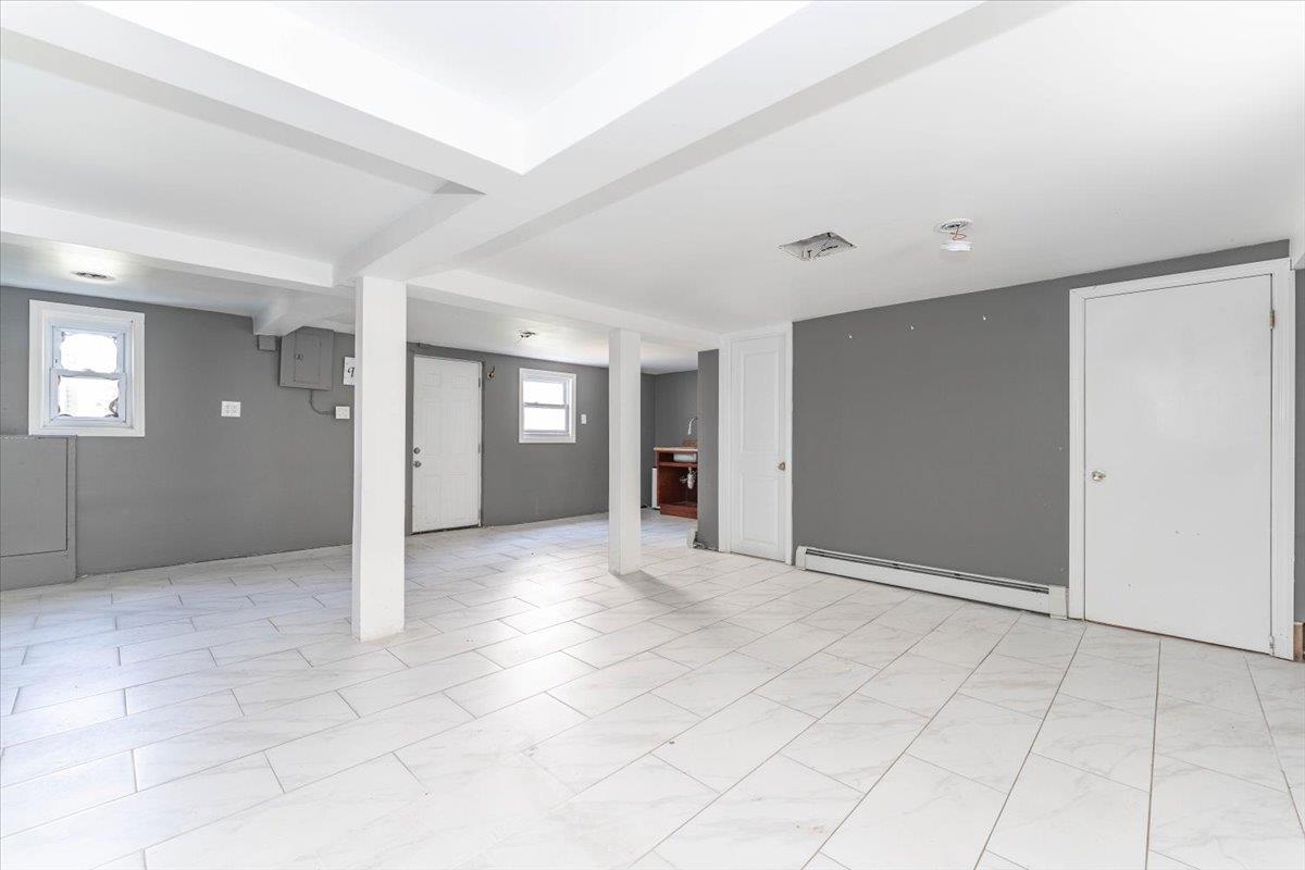 209 Seagirt Avenue, Far Rockaway, New York image 10
