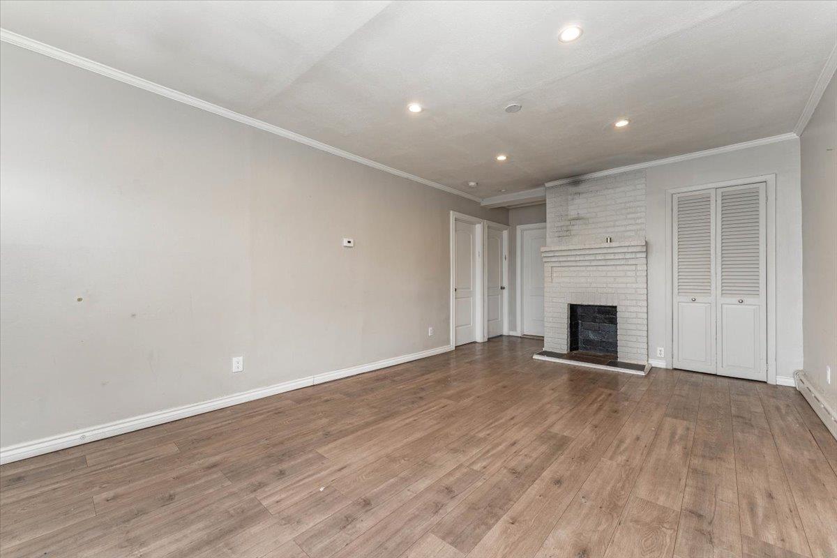 209 Seagirt Avenue, Far Rockaway, New York image 4