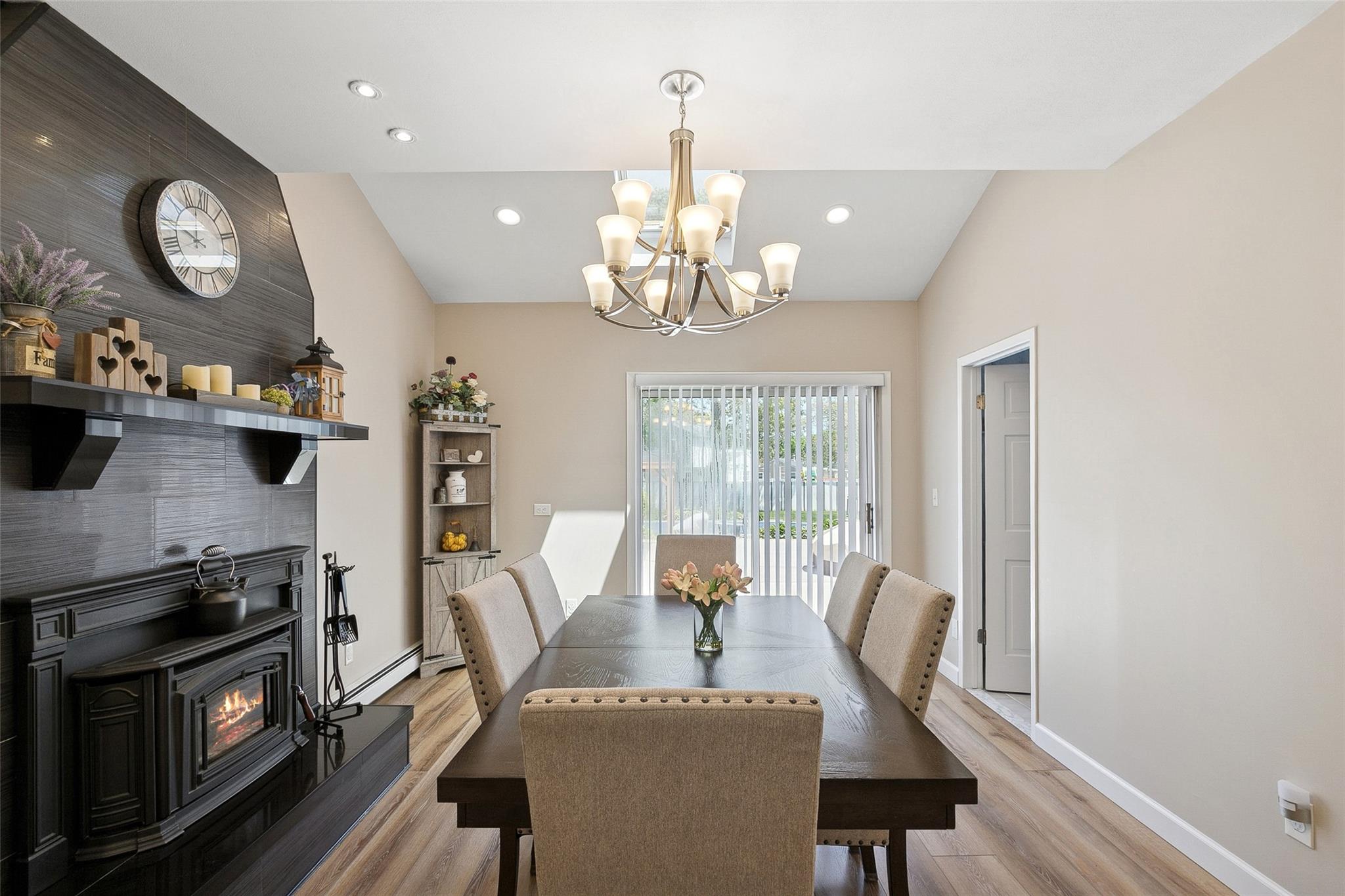 283 Terry Road, Sayville, New York image 20