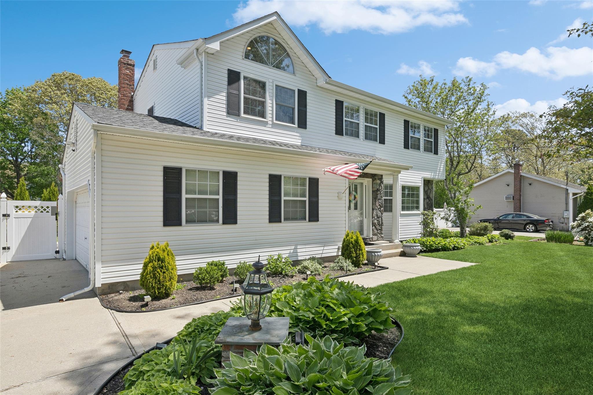 283 Terry Road, Sayville, New York image 6