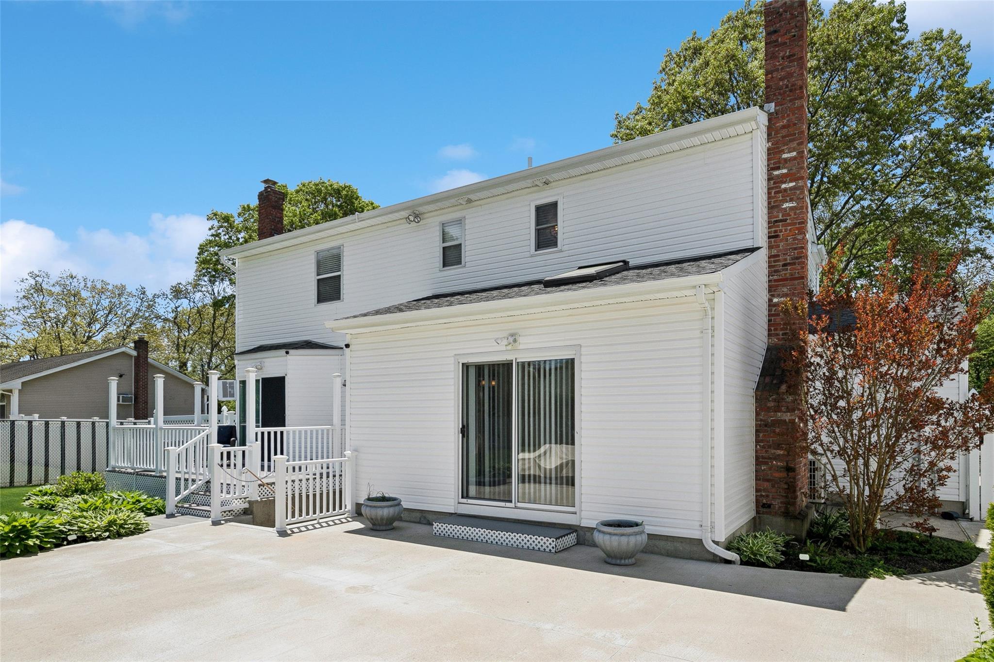 283 Terry Road, Sayville, New York image 47