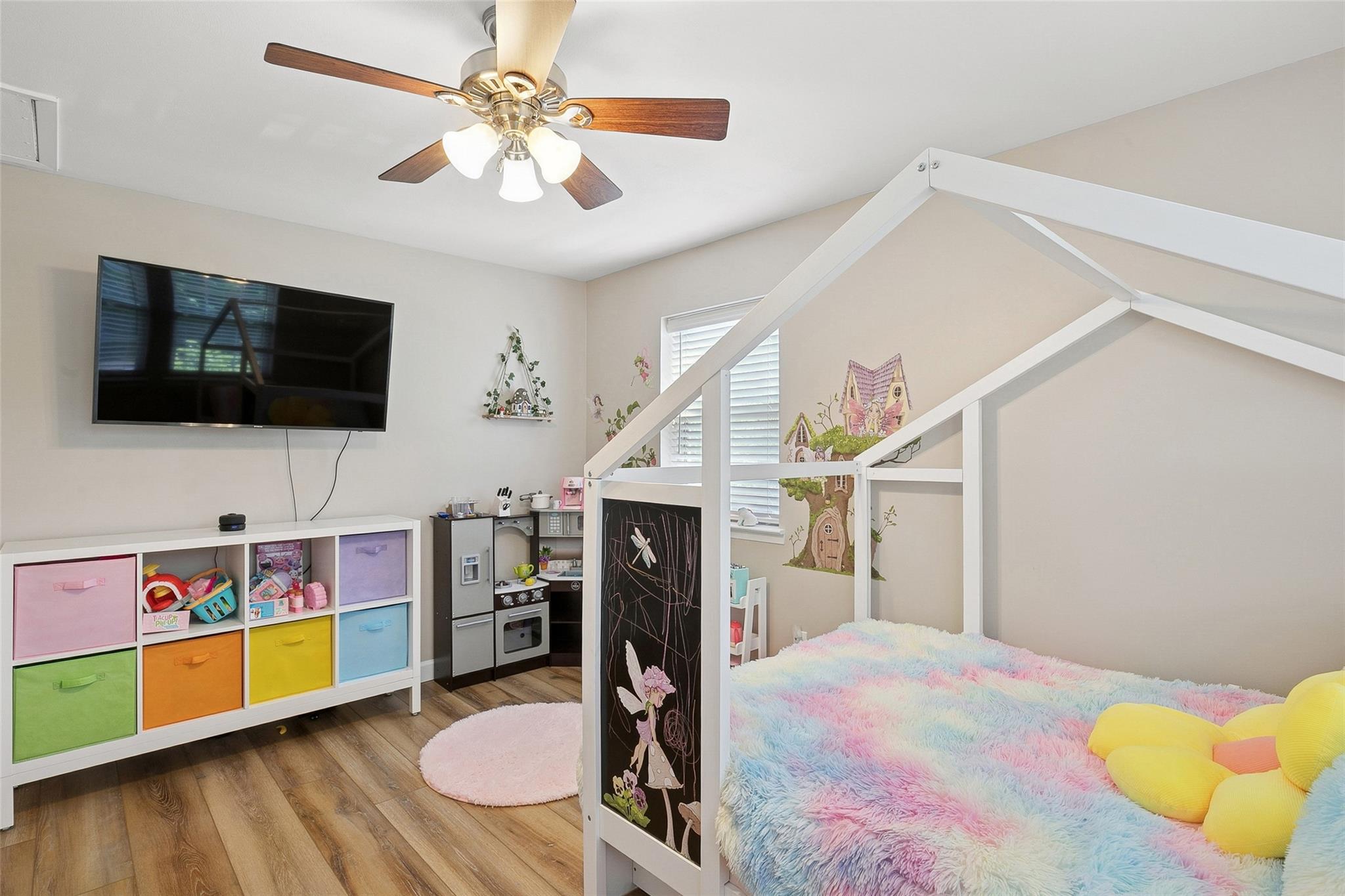283 Terry Road, Sayville, New York image 32