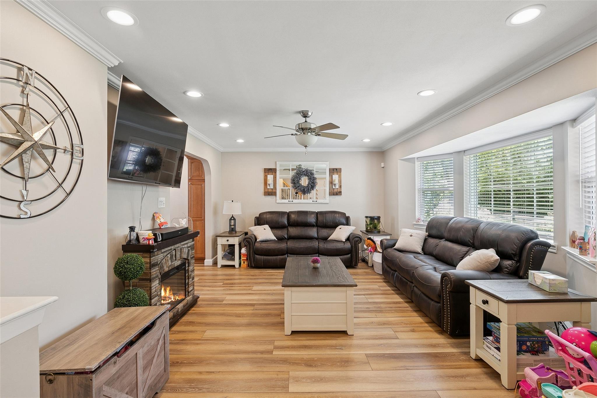 283 Terry Road, Sayville, New York image 9
