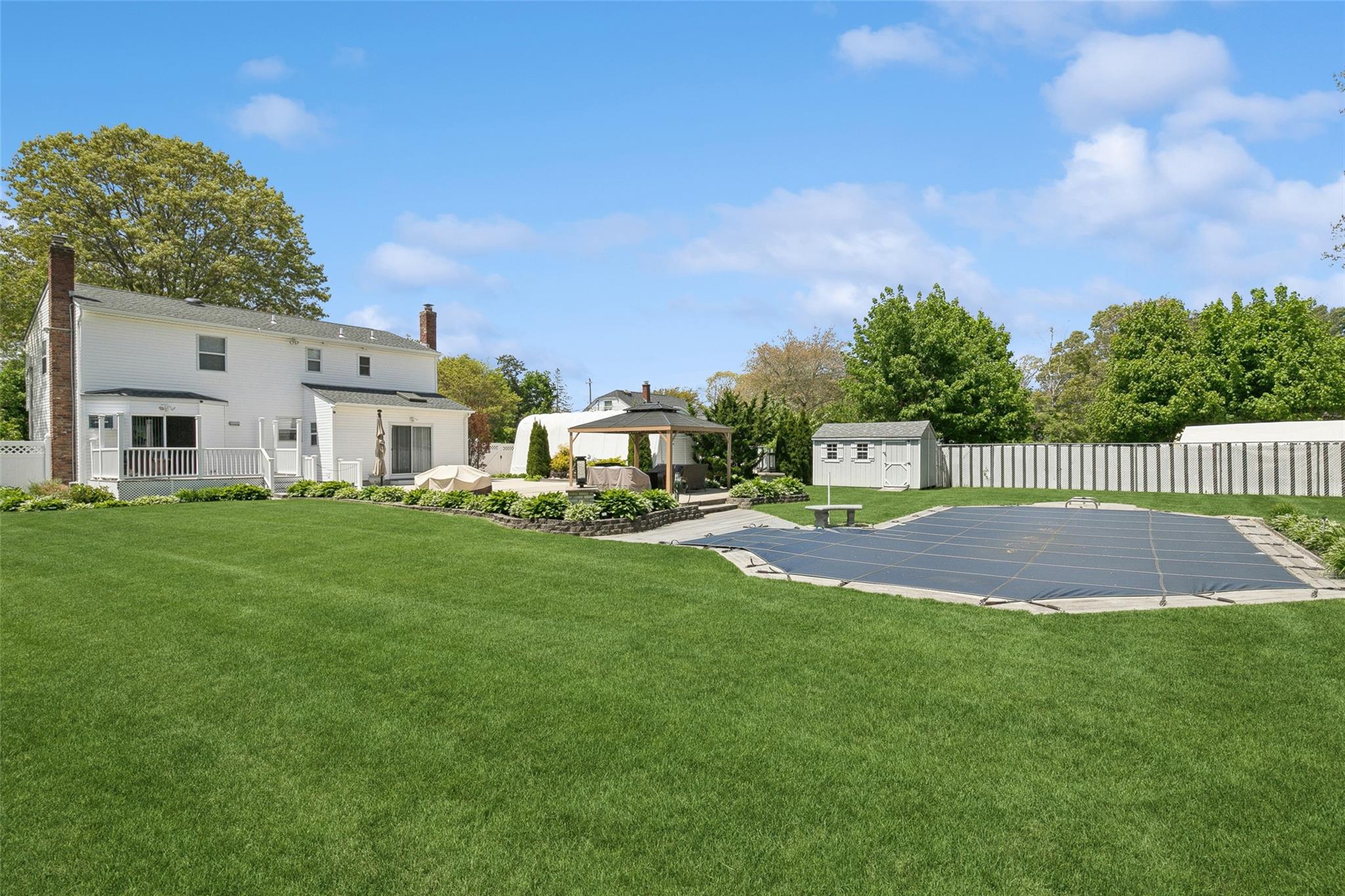 283 Terry Road, Sayville, New York image 43