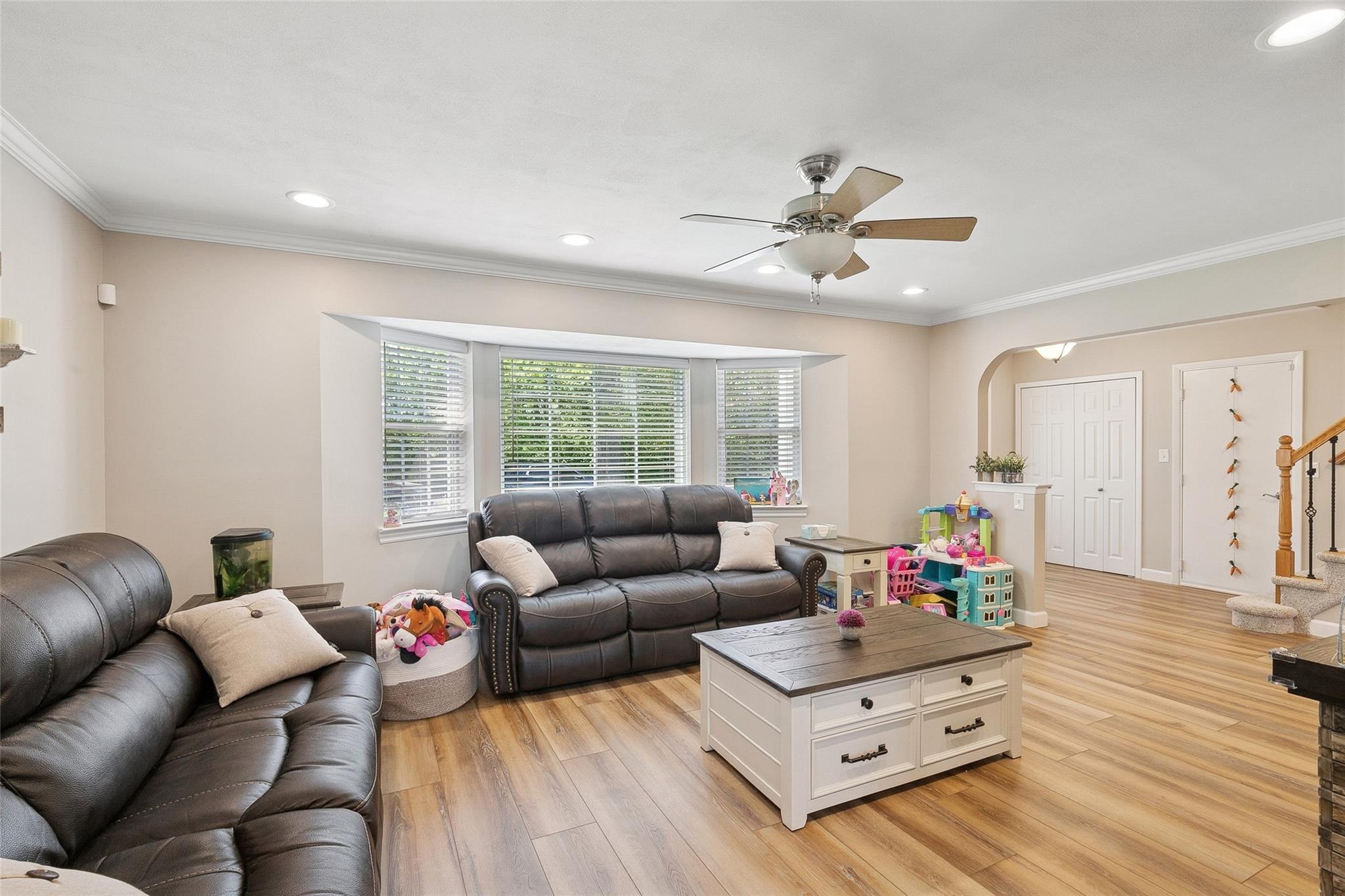283 Terry Road, Sayville, New York image 11