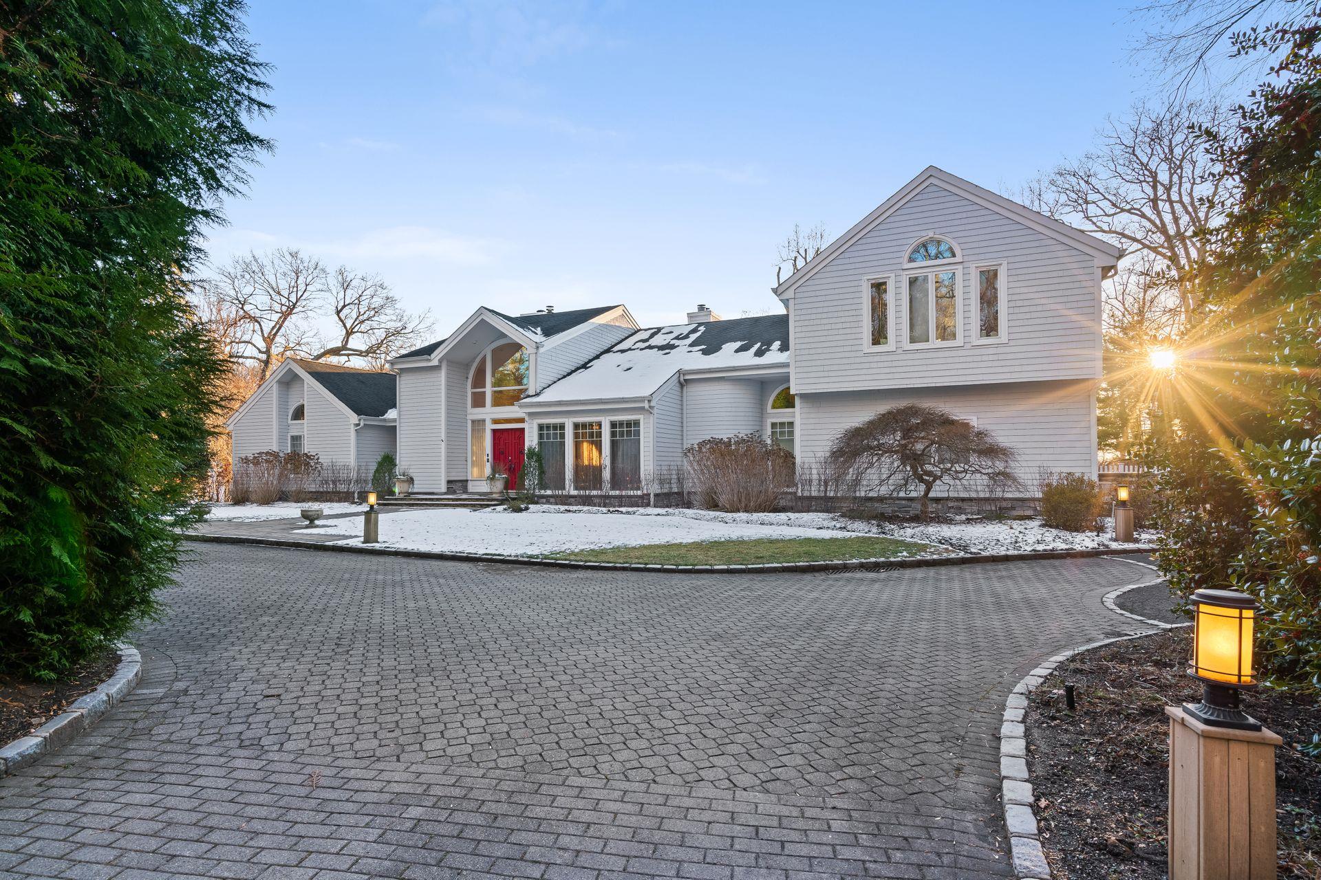 19 Mallard Drive, Lloyd Harbor, New York image 2