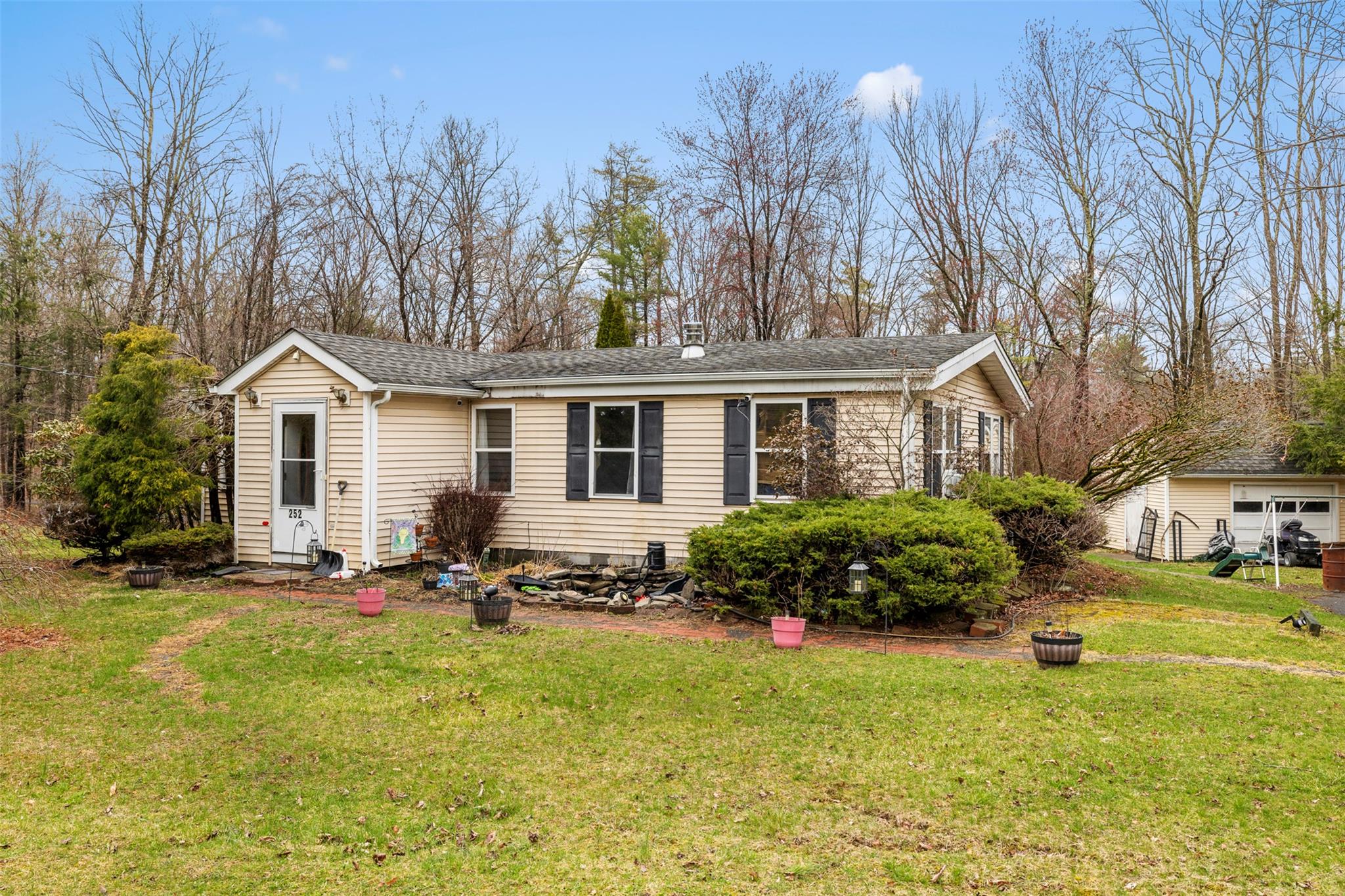 Property for Sale at Ruby Road, Kingston, New York - Bedrooms: 3 
Bathrooms: 2 
Rooms: 8  - $215,000