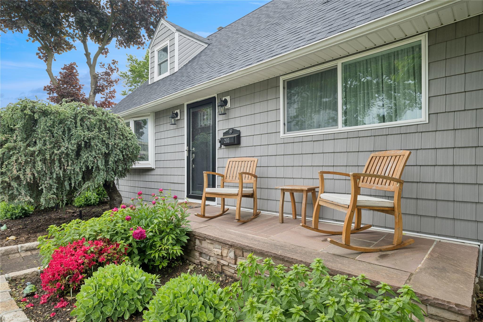 203 Division Avenue Ave, Hicksville, New York image 5