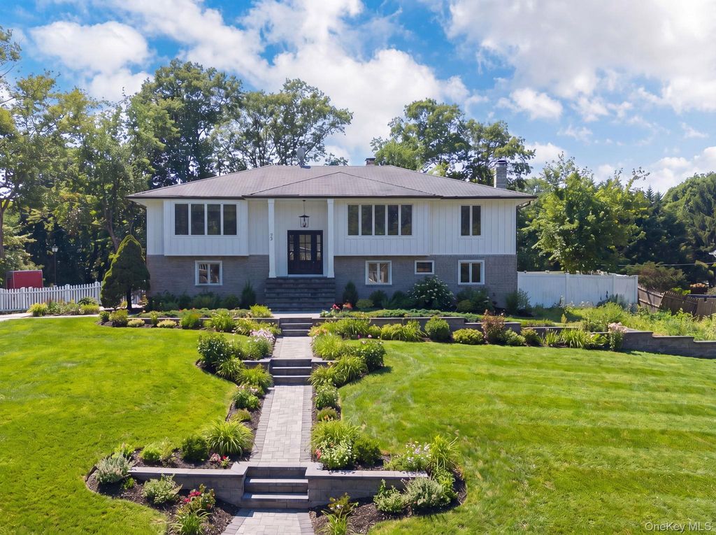 Photo of 15 Arleigh Road, East Northport, NY 11731 (MLS # 985793)