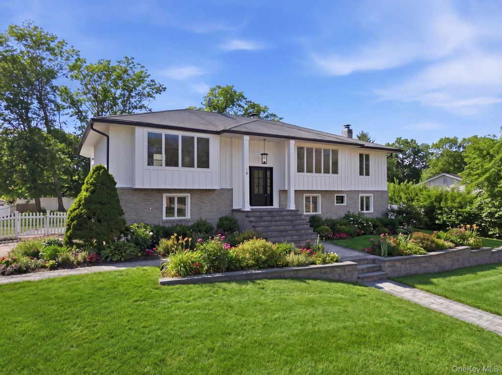 Photo of 15 Arleigh Road, East Northport, NY 11731 (MLS # 985793)