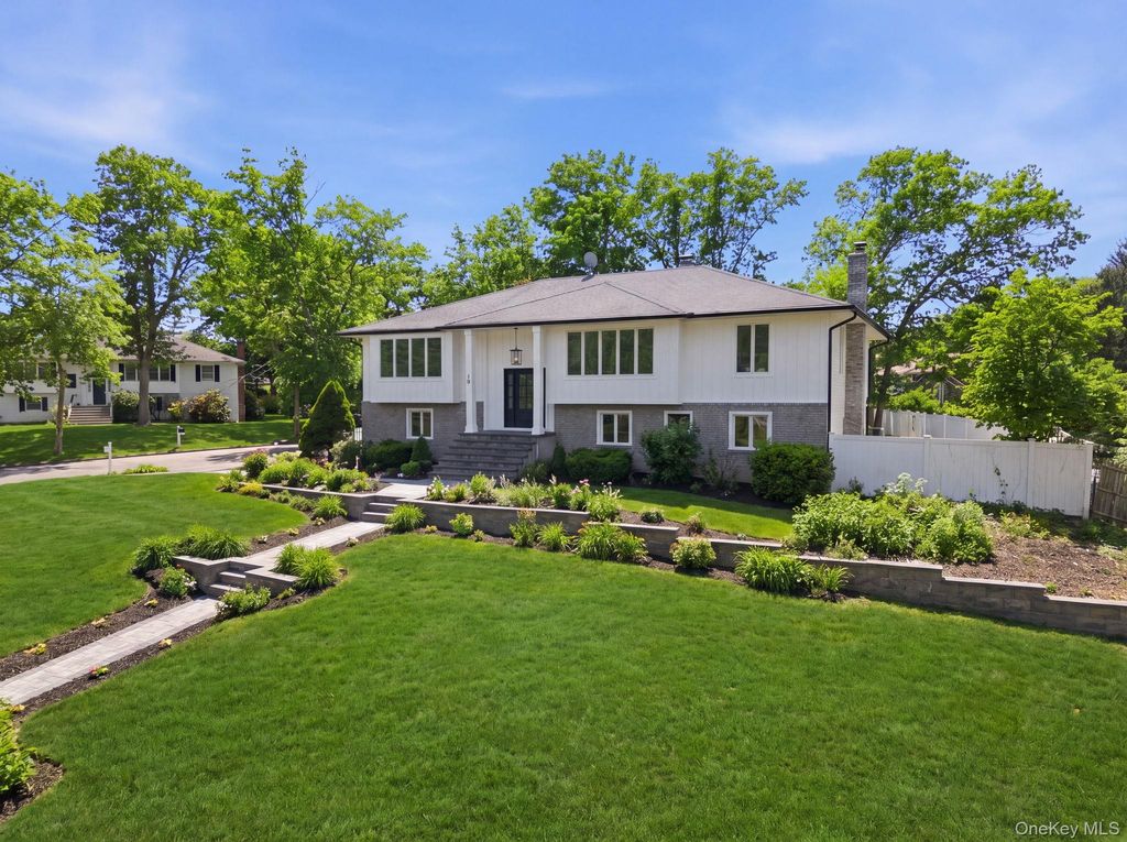 Photo of 15 Arleigh Road, East Northport, NY 11731 (MLS # 985793)