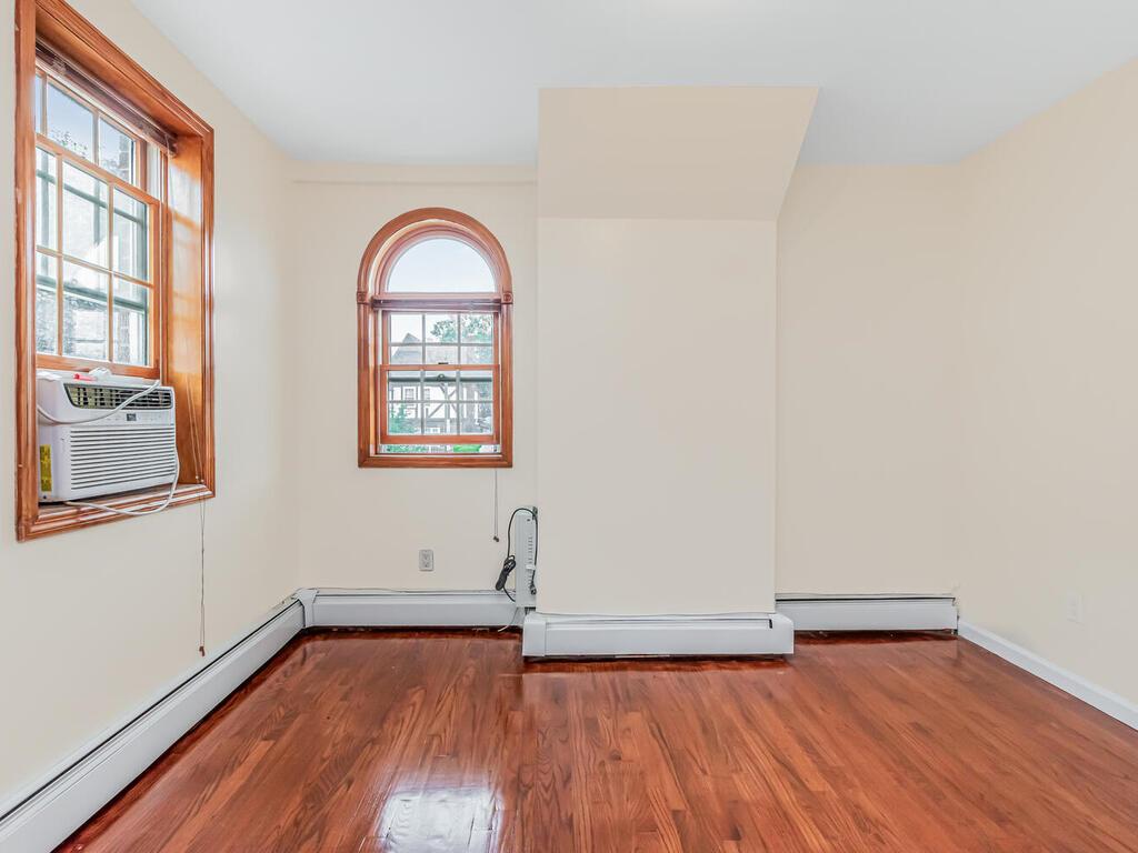 5707 146th Street, Flushing, New York image 9