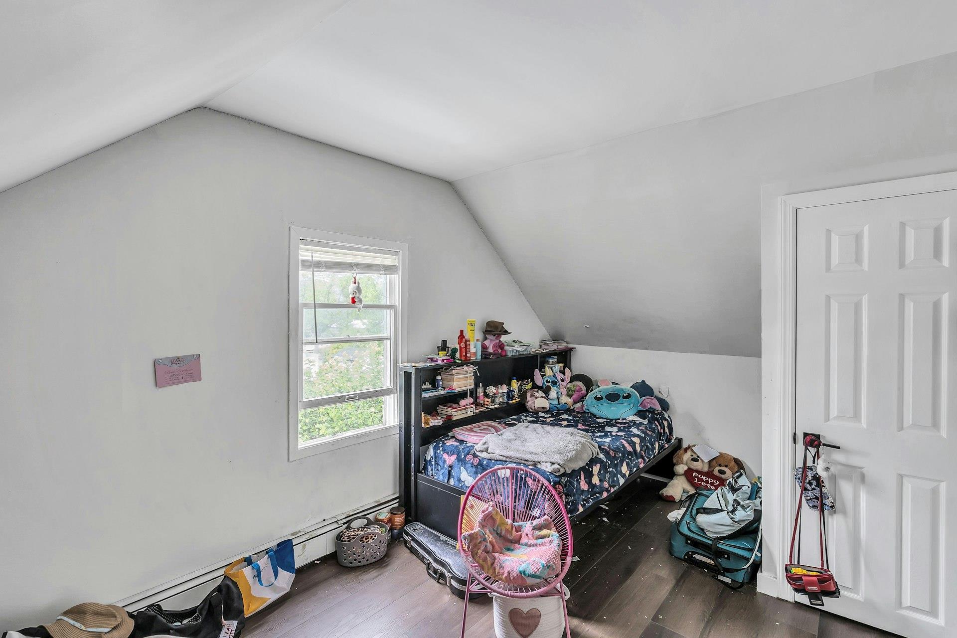 17 Lexington Road, Shirley, New York image 11