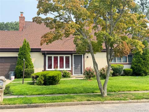Homes For Sale - 39 Comerford Street<br/> Suffolk County, Port Jefferson Station, NY 11776