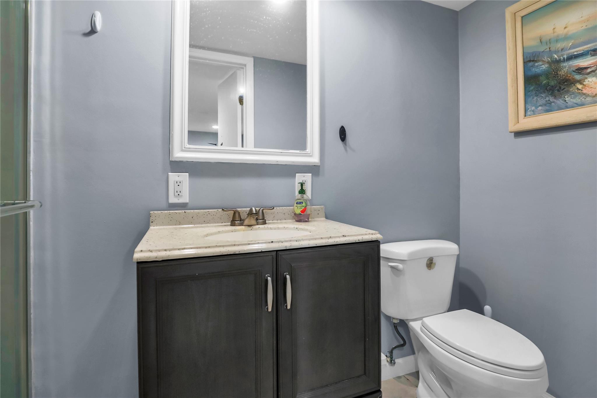 22 Morning Dr Dr, Centereach, New York image 21