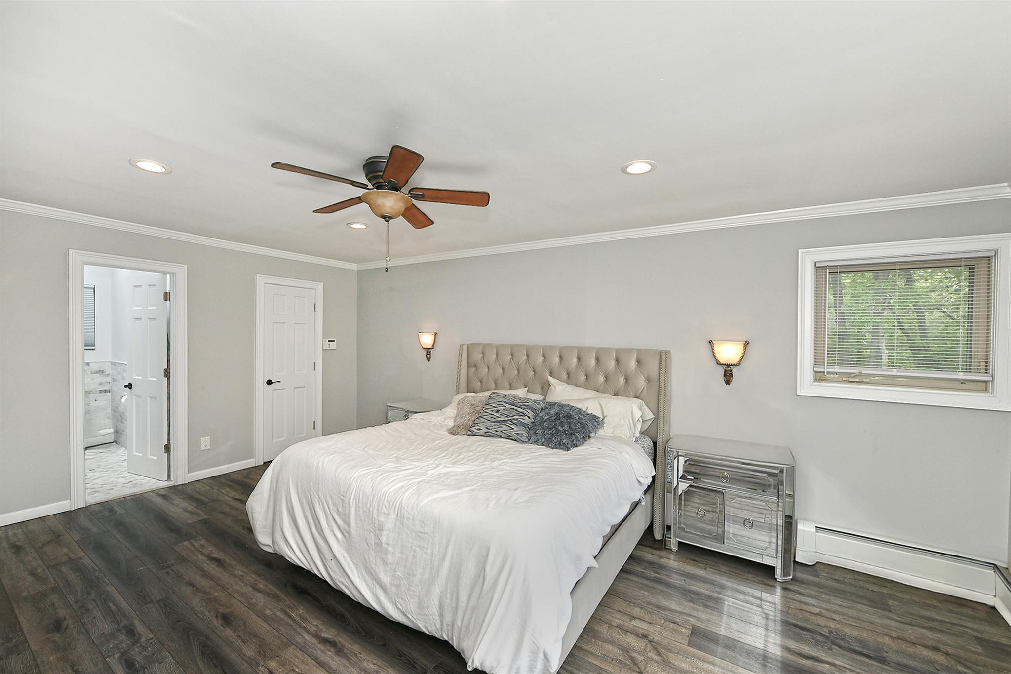 112 Stonehurst Lane, Dix Hills, New York image 15