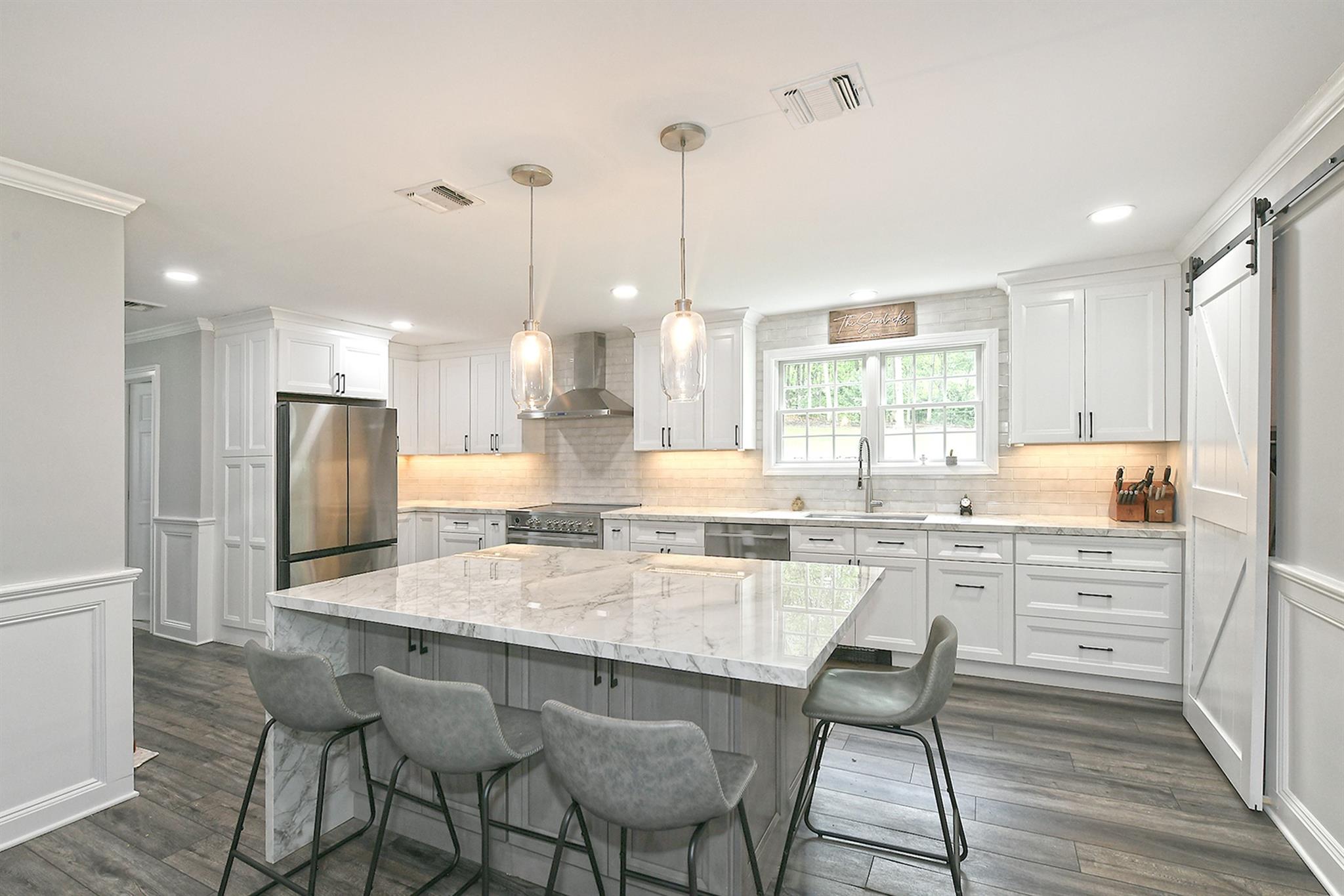 112 Stonehurst Lane