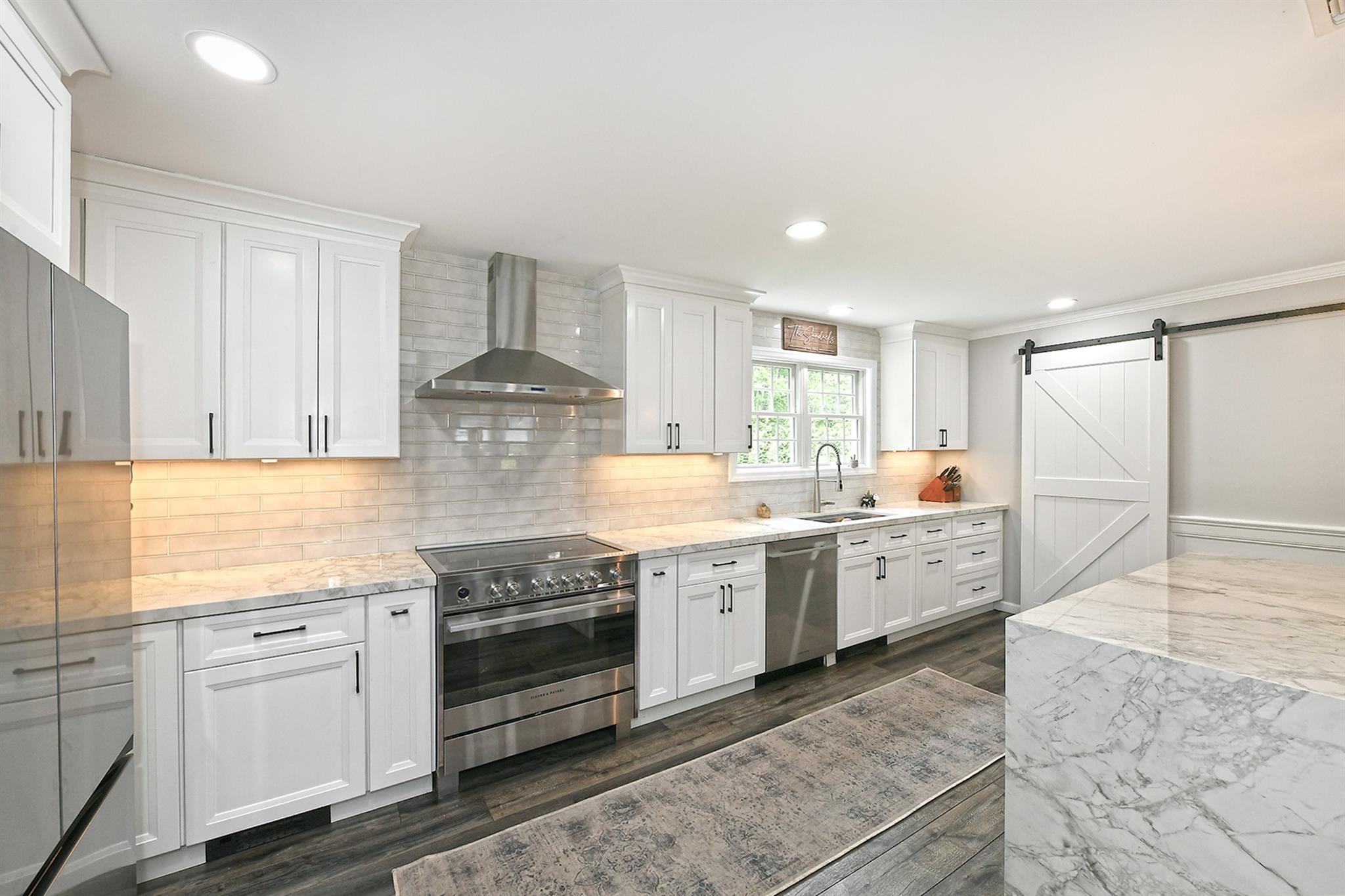 112 Stonehurst Lane