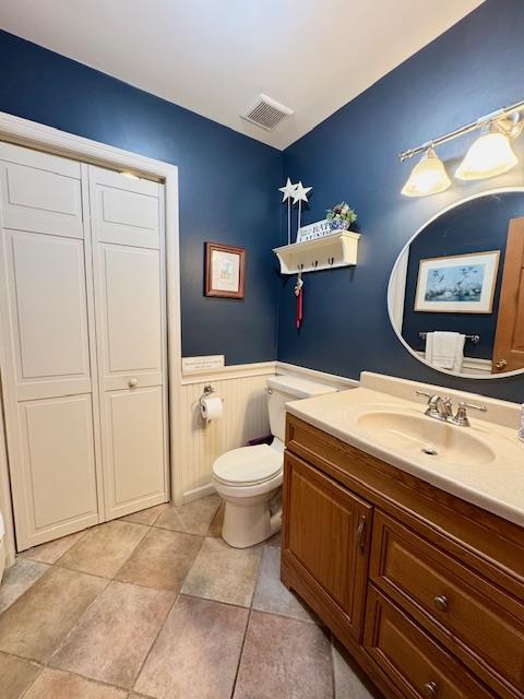73 Gregory Way, Calverton, New York image 8