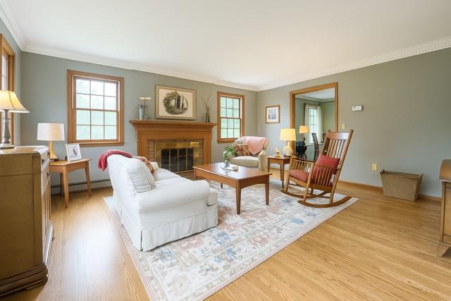 73 Gregory Way, Calverton, New York image 4