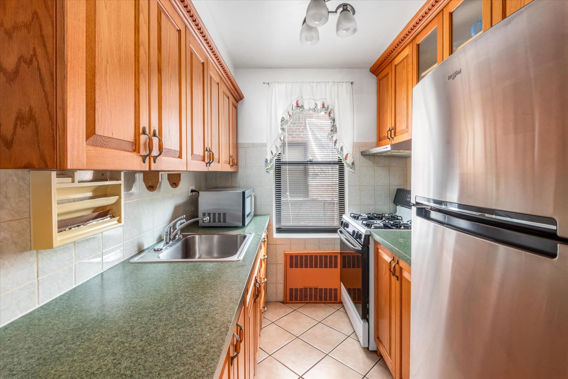 83-75 Woodhaven Boulevard #1E, Woodhaven, New York image 7