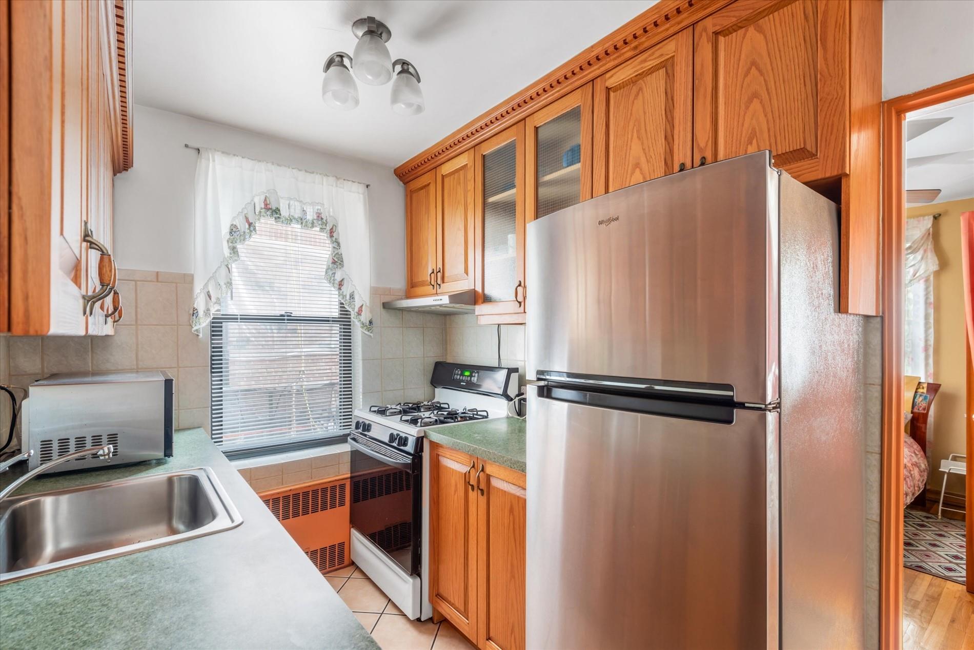 83-75 Woodhaven Boulevard #1E, Woodhaven, New York image 6