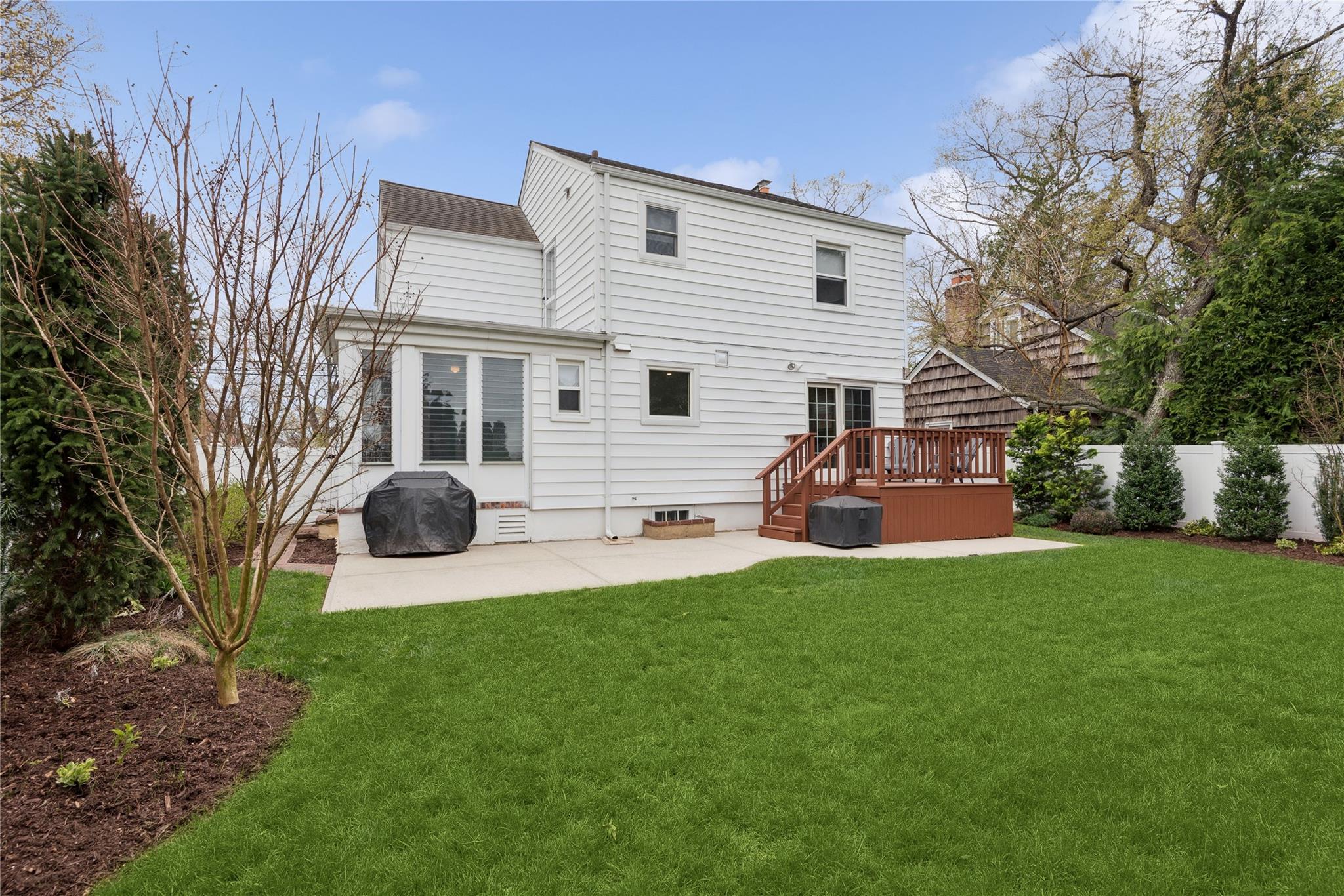 3 Alden Court, Malverne, New York image 19