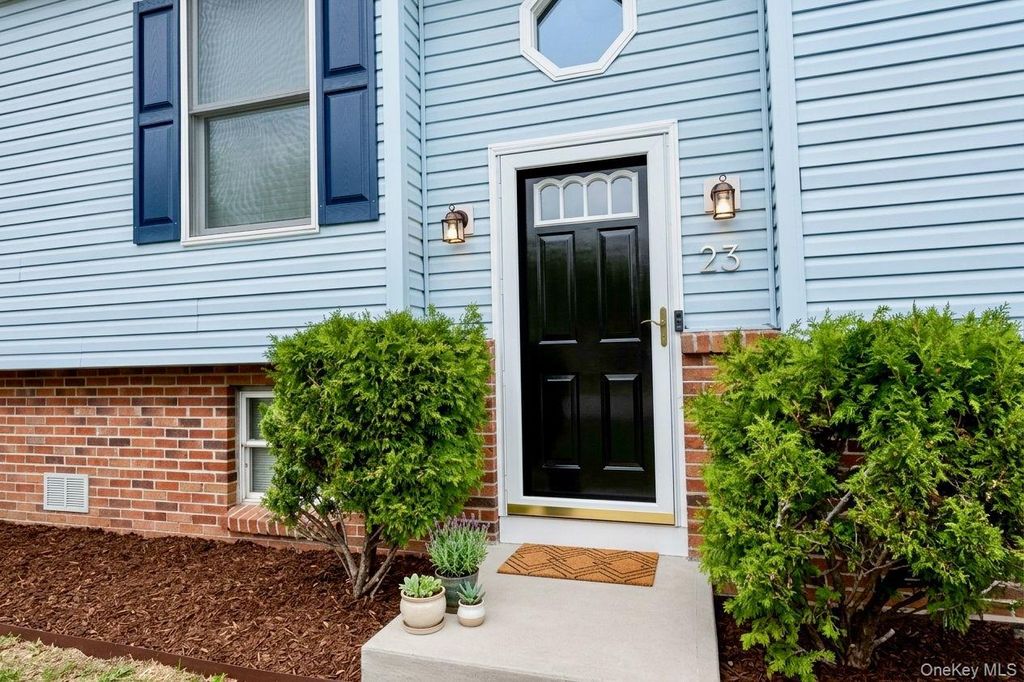 Photo of 23 Snow Street, Bloomingburg, NY 12721 (MLS # 974509)