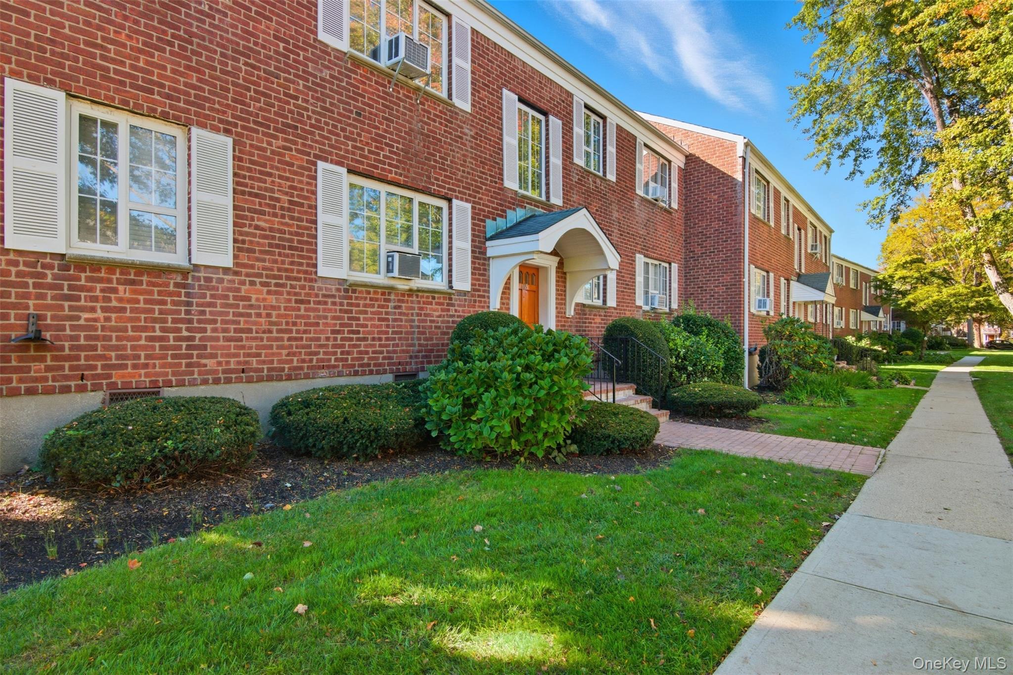 405 W Main Street 112B