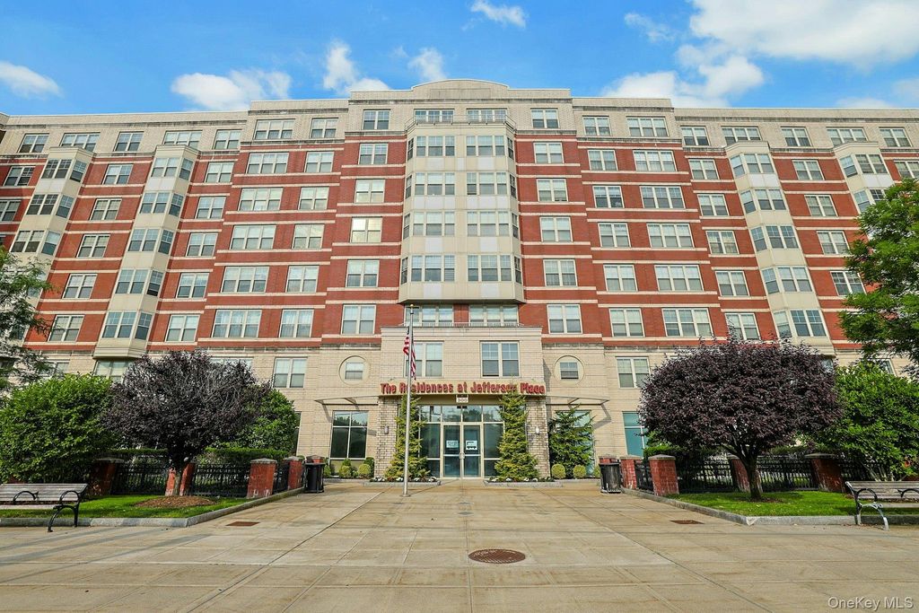 Photo of 300 Mamaroneck Avenue #328, White Plains, NY 10605 (MLS # 1031457)