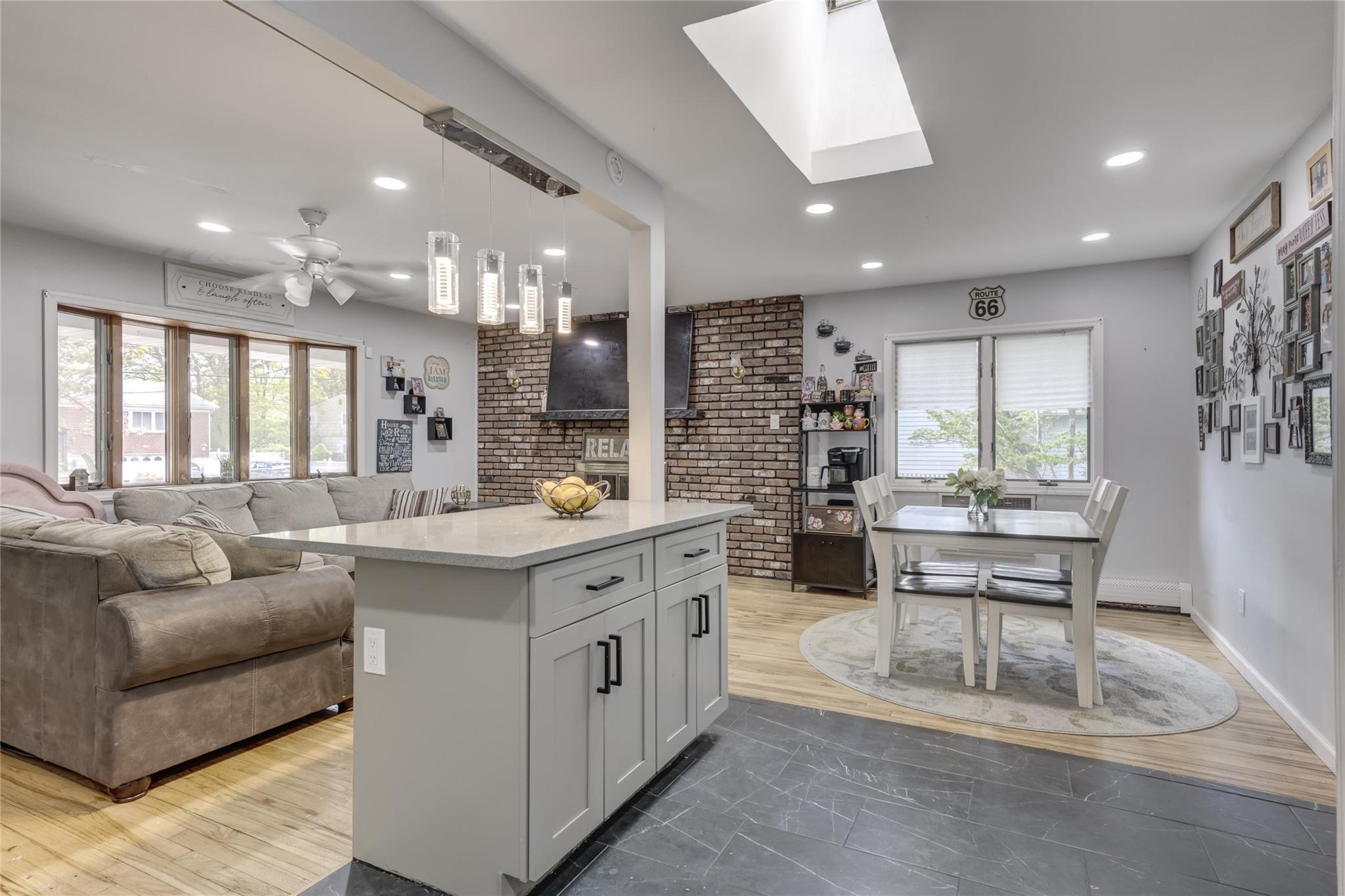 32 Robinwood Street, Mastic, New York image 14