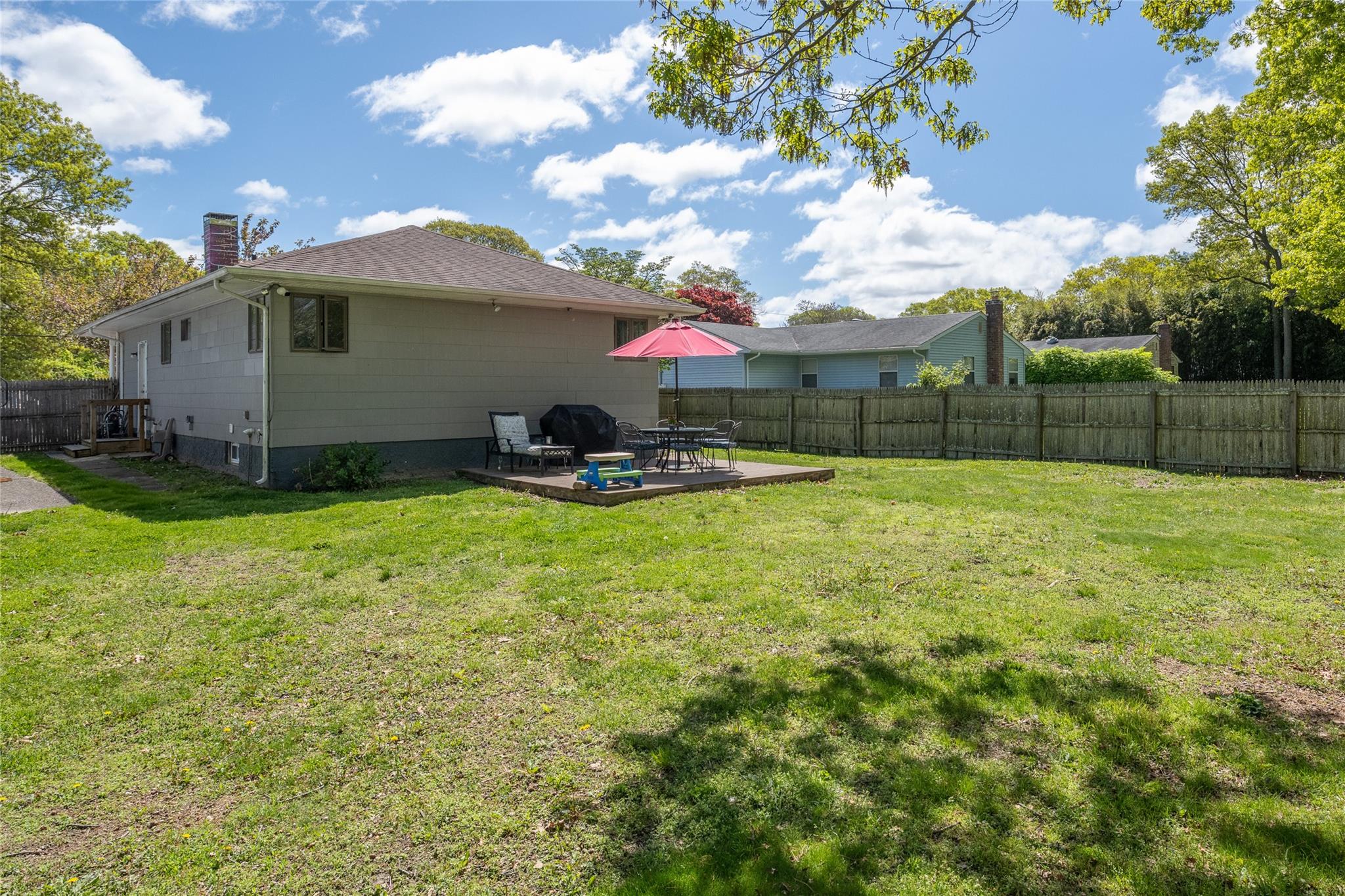 32 Robinwood Street, Mastic, New York image 23