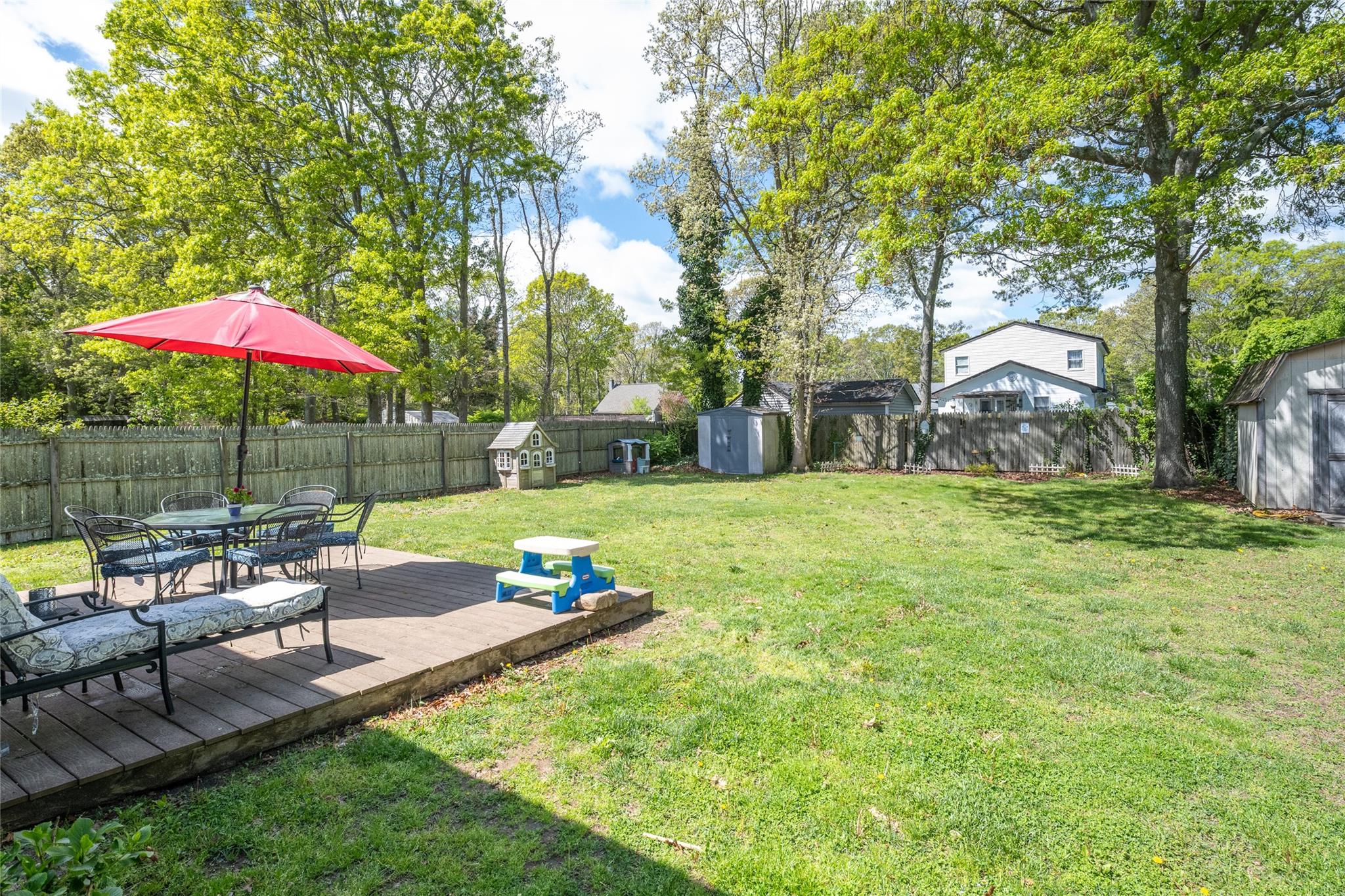 32 Robinwood Street, Mastic, New York image 22