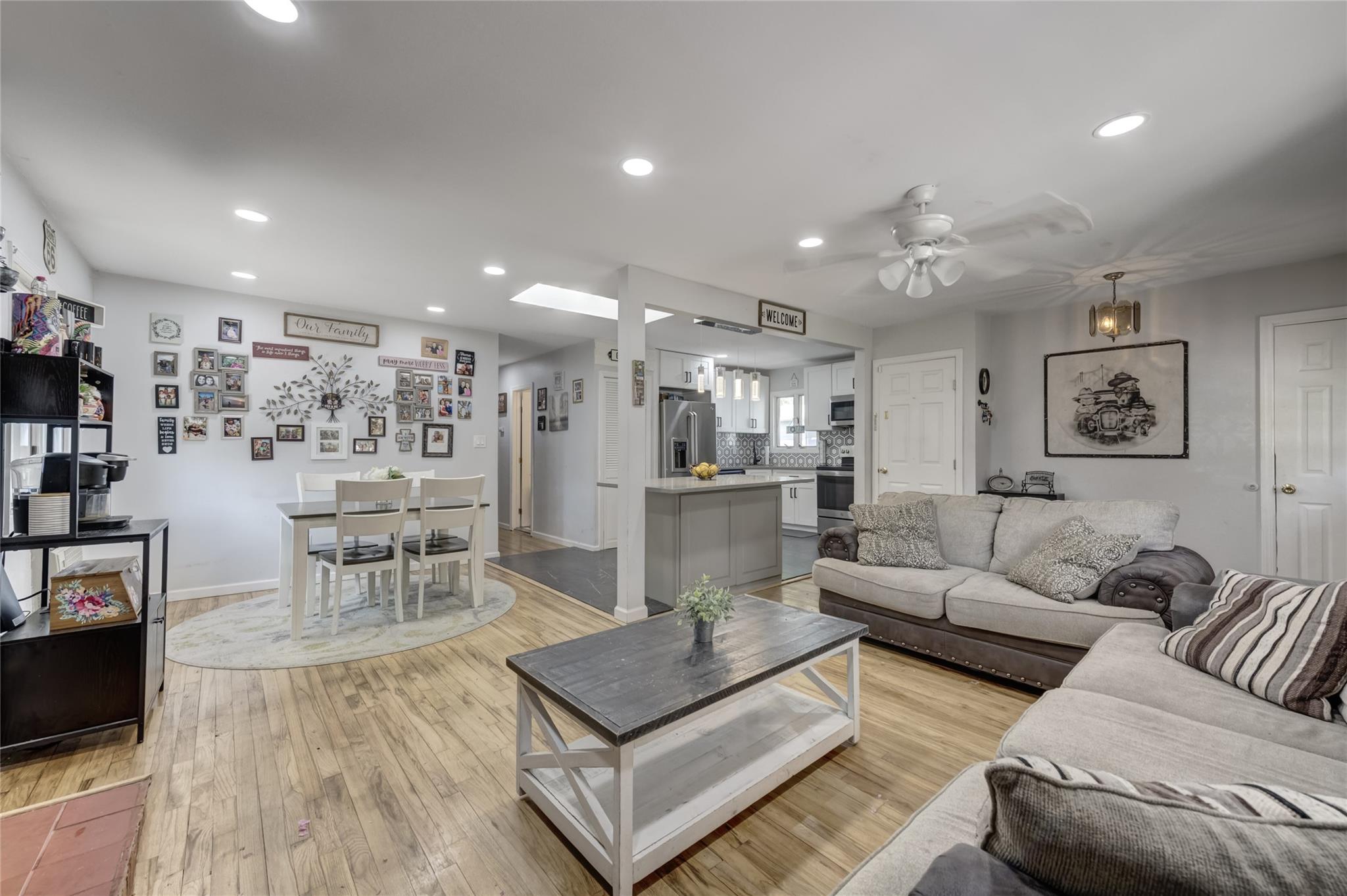 32 Robinwood Street, Mastic, New York image 8