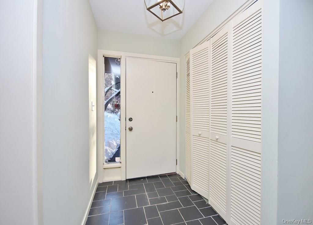 Photo of 383 Martling Avenue, Tarrytown, NY 10591 (MLS # 963498)