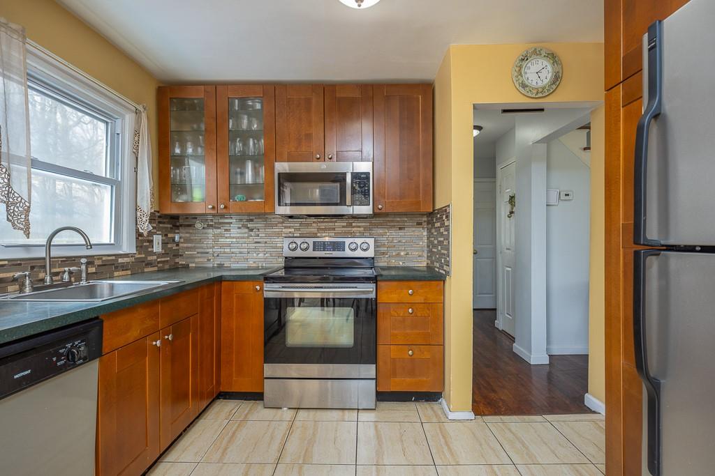 9 Durham Road, White Plains, New York image 19