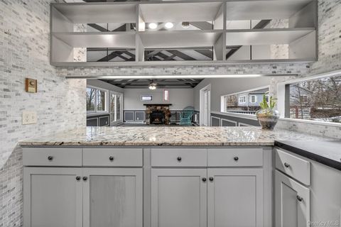 Tiny photo for 98 Mount Airy Road S, Croton-on-Hudson, NY 10520 (MLS # 951619)