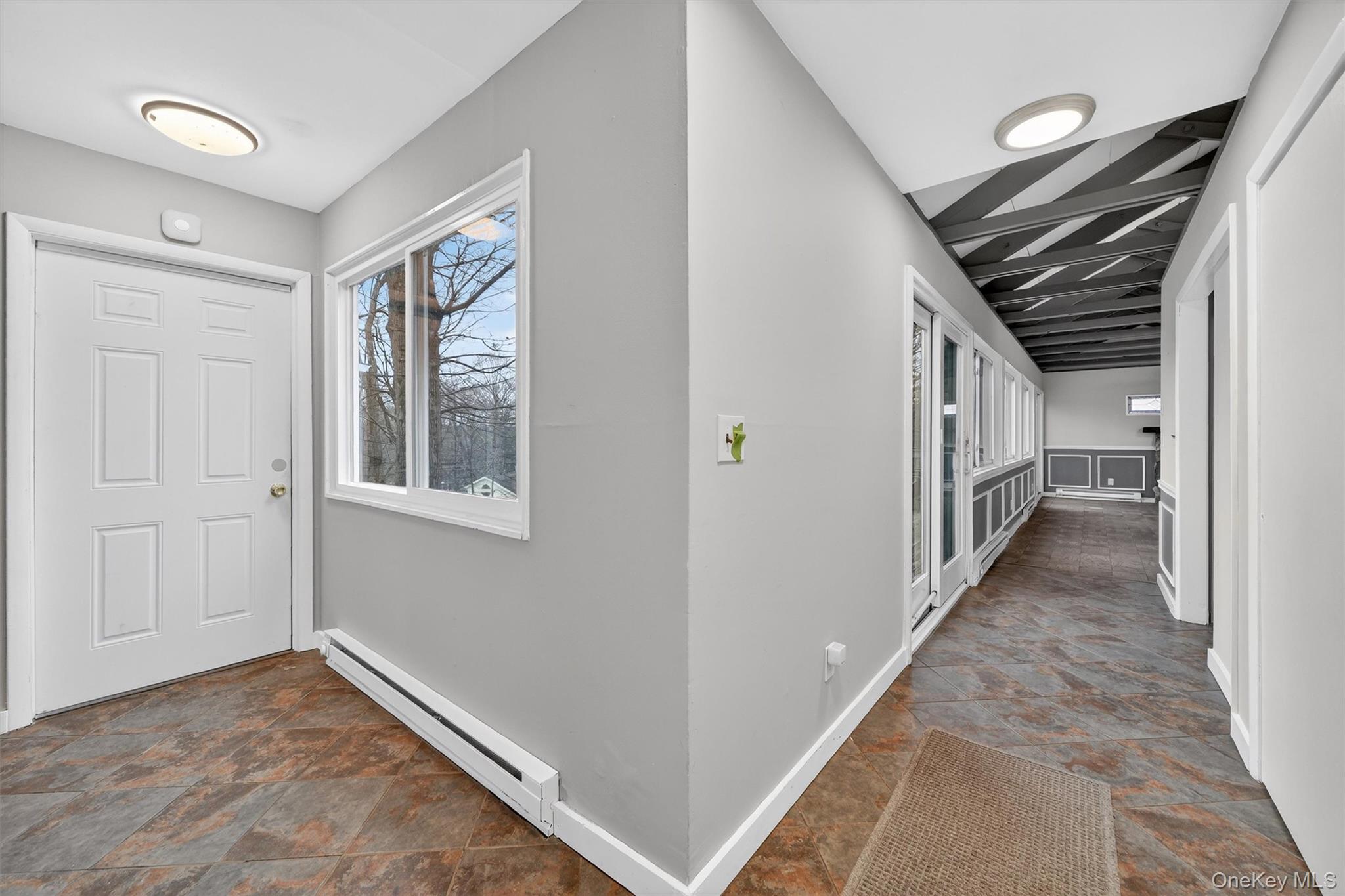 98 Mount Airy Road S