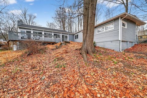 Tiny photo for 98 Mount Airy Road S, Croton-on-Hudson, NY 10520 (MLS # 951619)