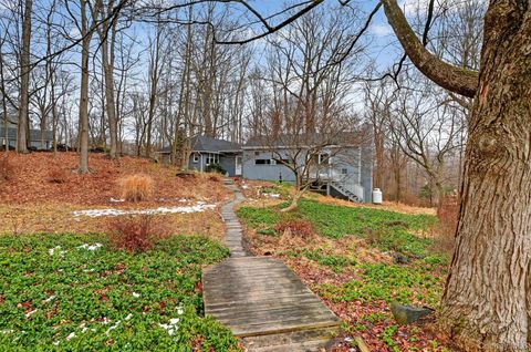 98 Mount Airy Road S Croton-on-Hudson NY 10520