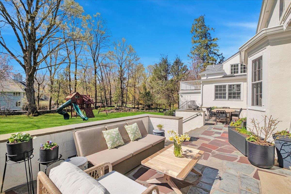 55 Deepwood Drive, Chappaqua, New York image 35