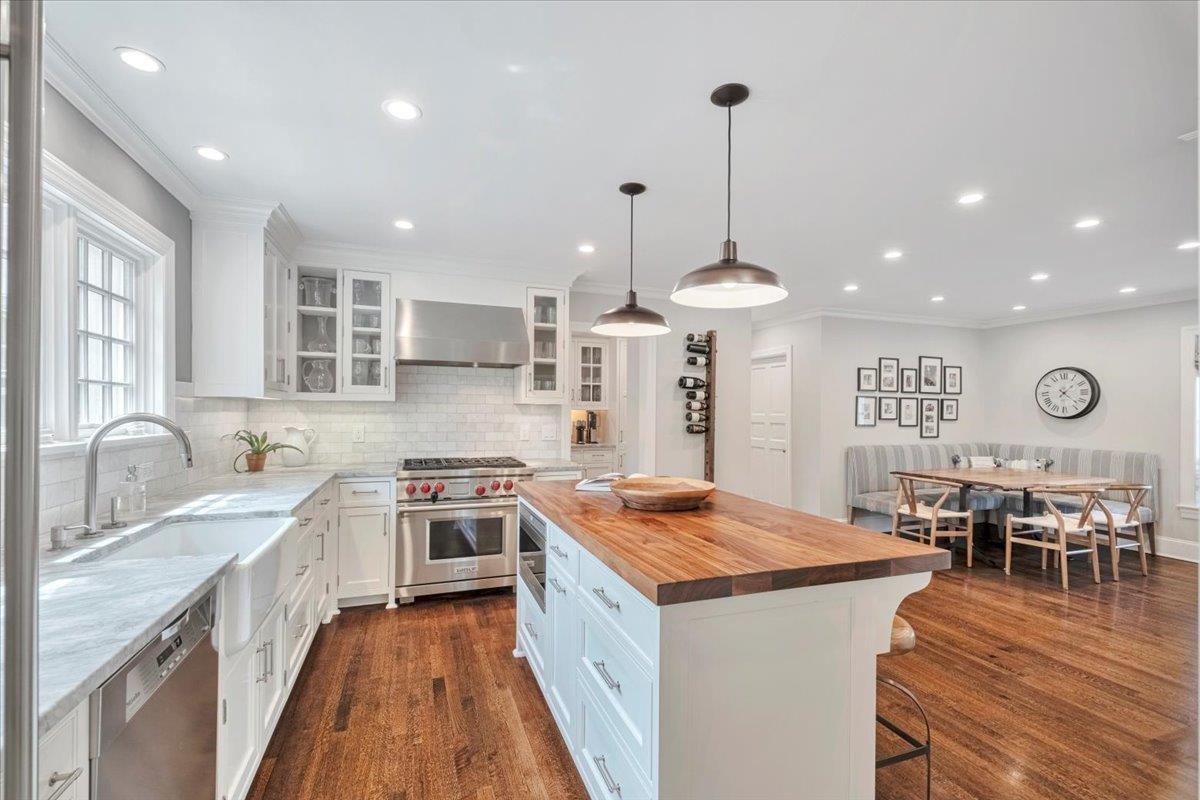 55 Deepwood Drive, Chappaqua, New York image 13