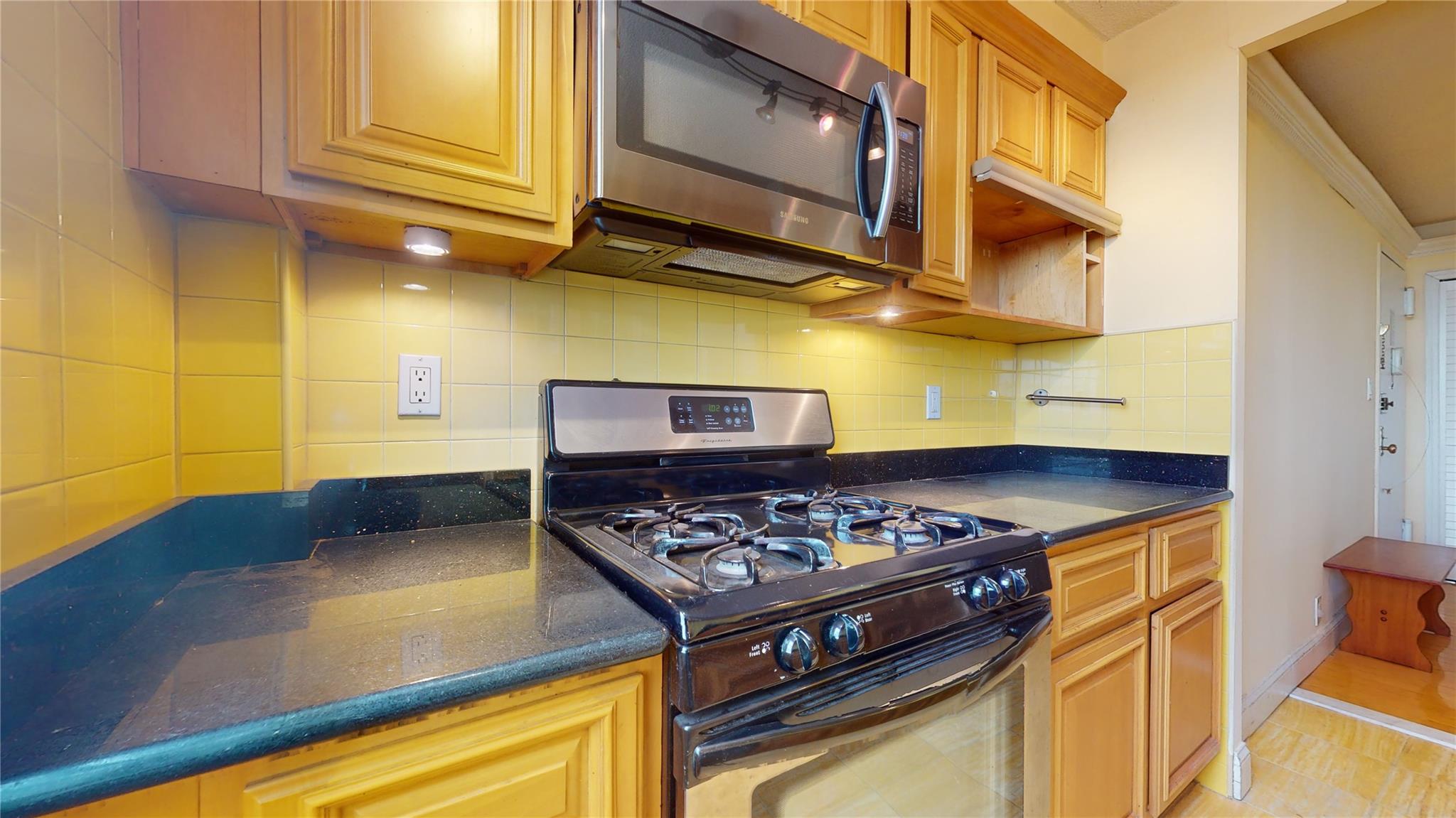 118-17 Union Turnpike #10A, Forest Hills, New York image 11